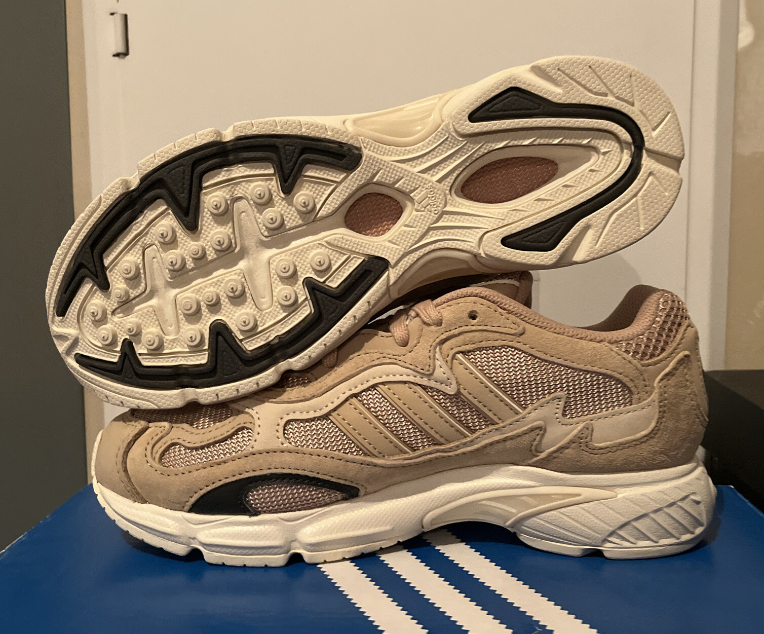 Adidas Temper Run Pale Nude Sneakers SNS Exclusive Ee6595 Men’s Sz5 / Wms 6
