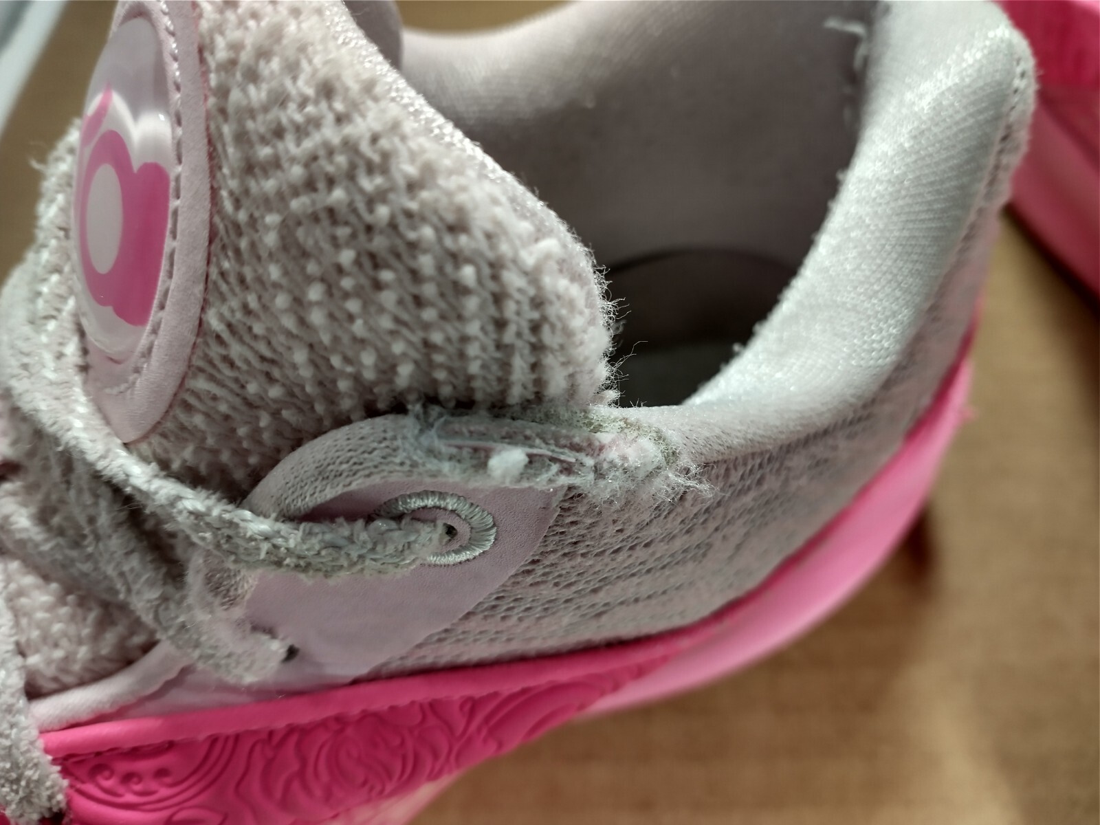 NIKE KD 16 ‘Aunt Pearl’ Pink Sneakers Men’s Size 9 FN4929-600