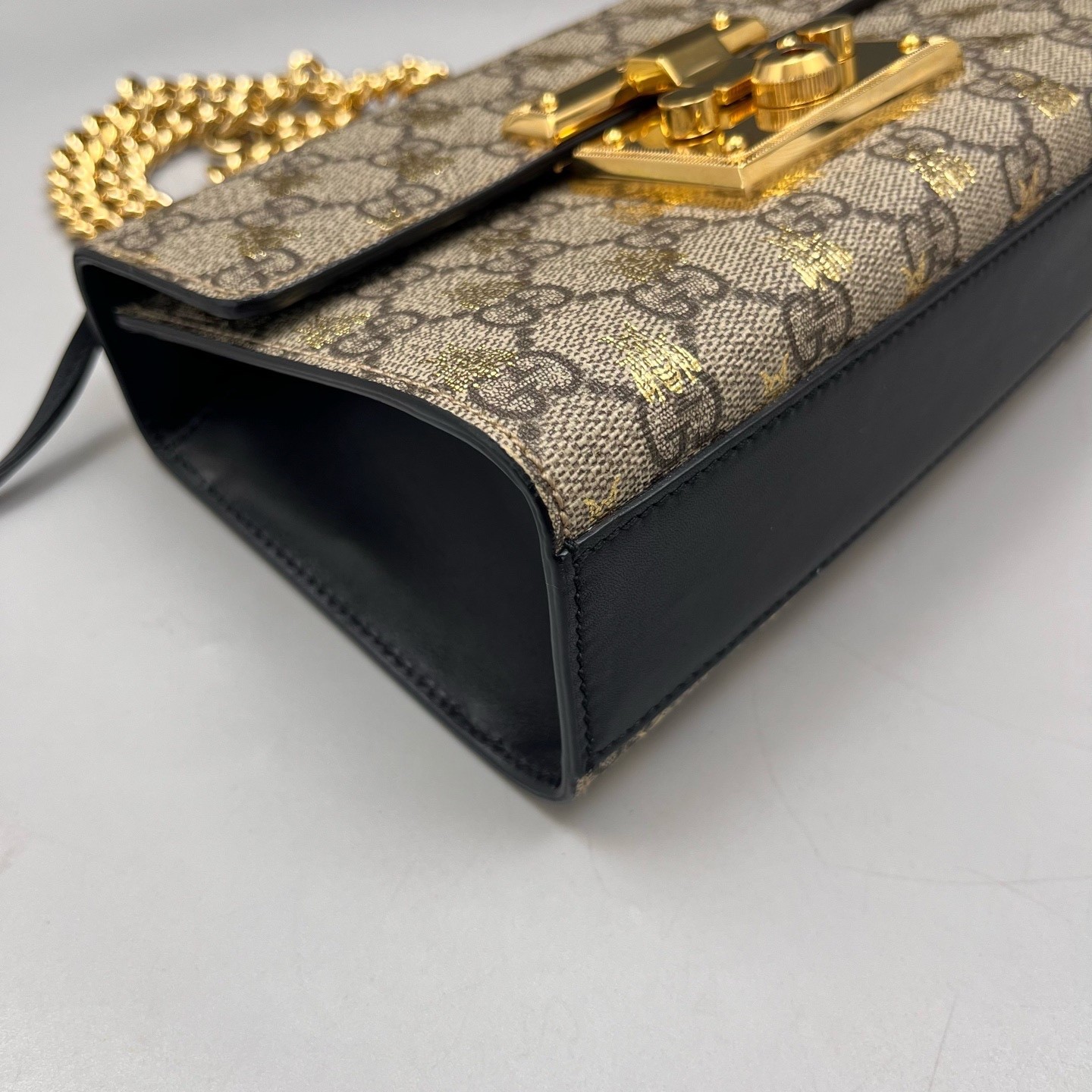 Gucci Pre-Owned Authentic Luxury Handbag 20*13*7 Free Tracked Shipping
