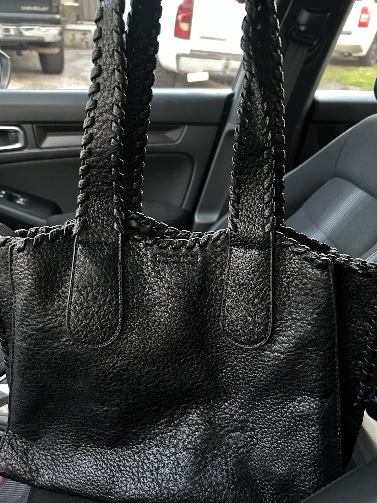 100% Vegan Leather shoulder Bag