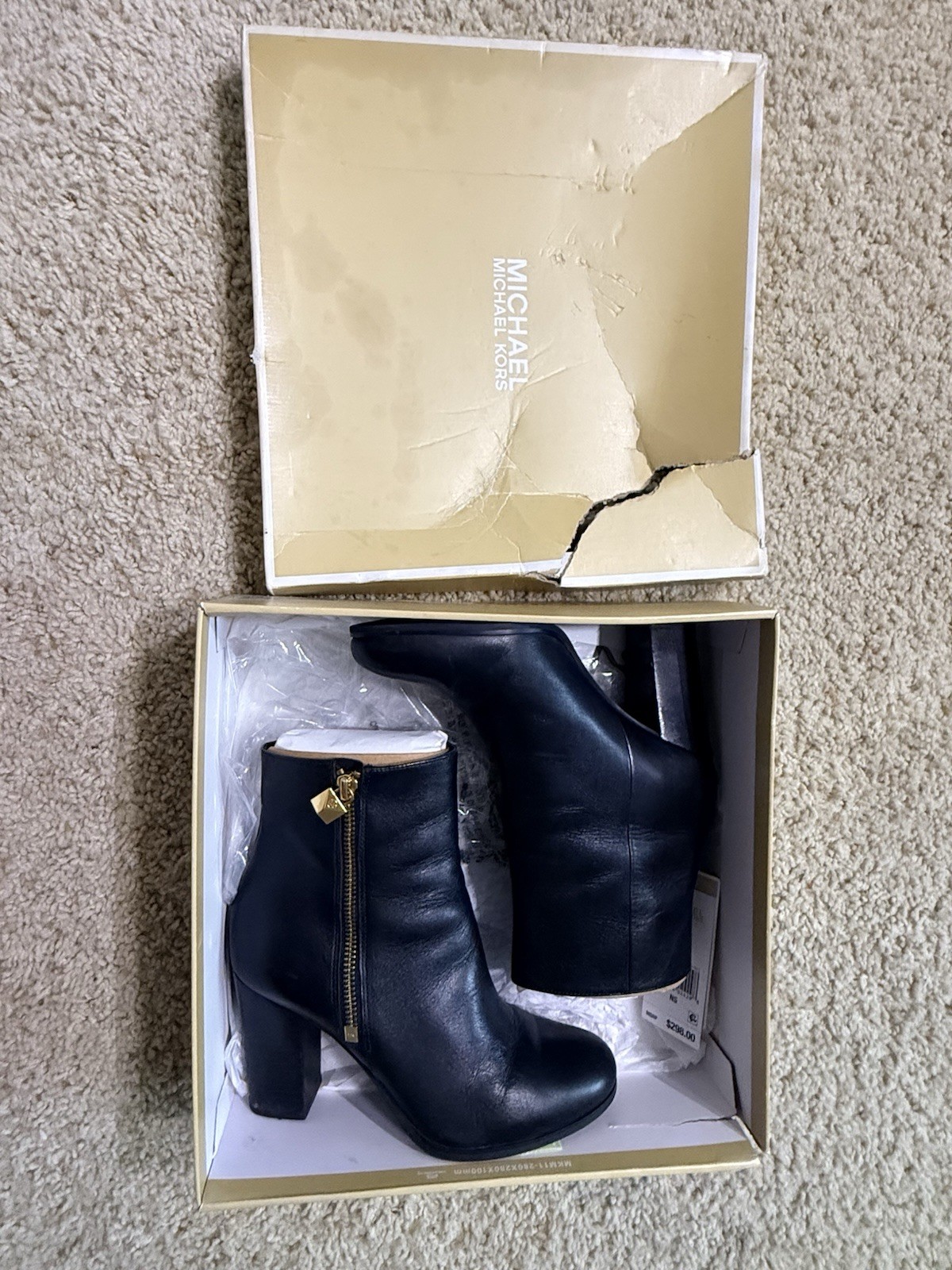 NIB Michael Kors Black Leather Ankle Boots Booties Size 6M Gold Zipper Padlock