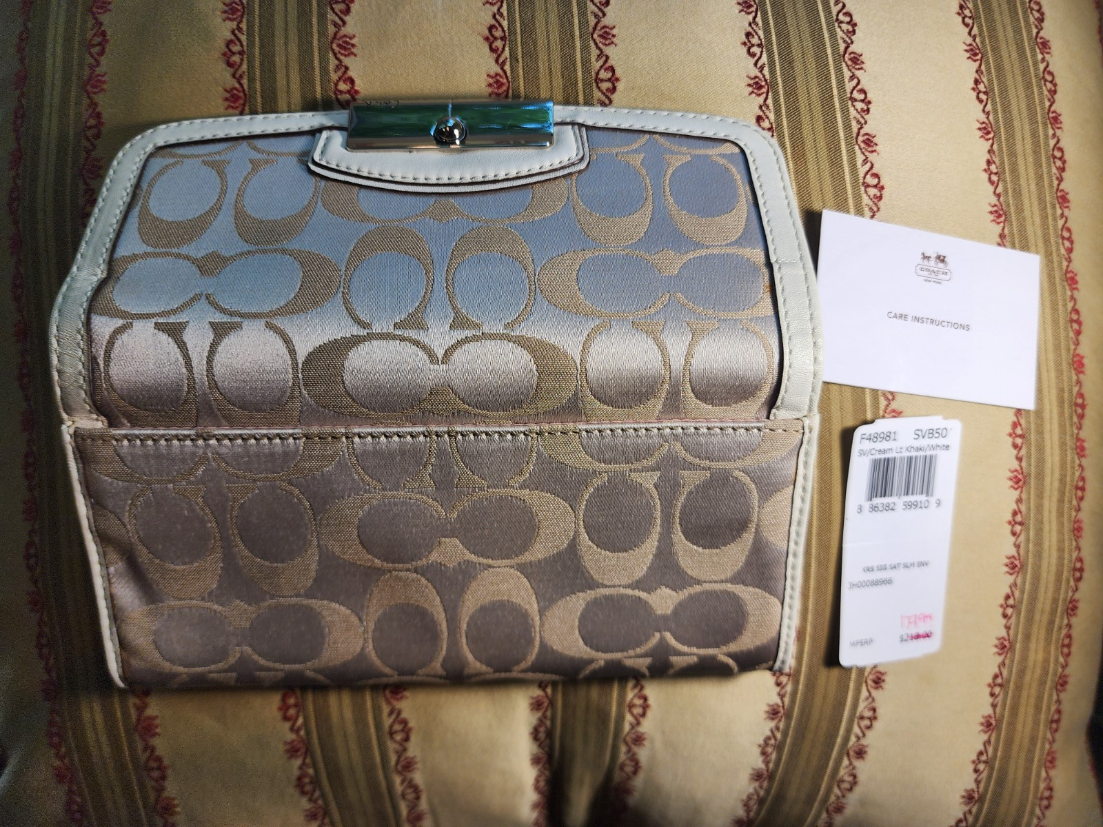 COACH White Signature Logo Wallet Khaki Silver Cream New with Tags