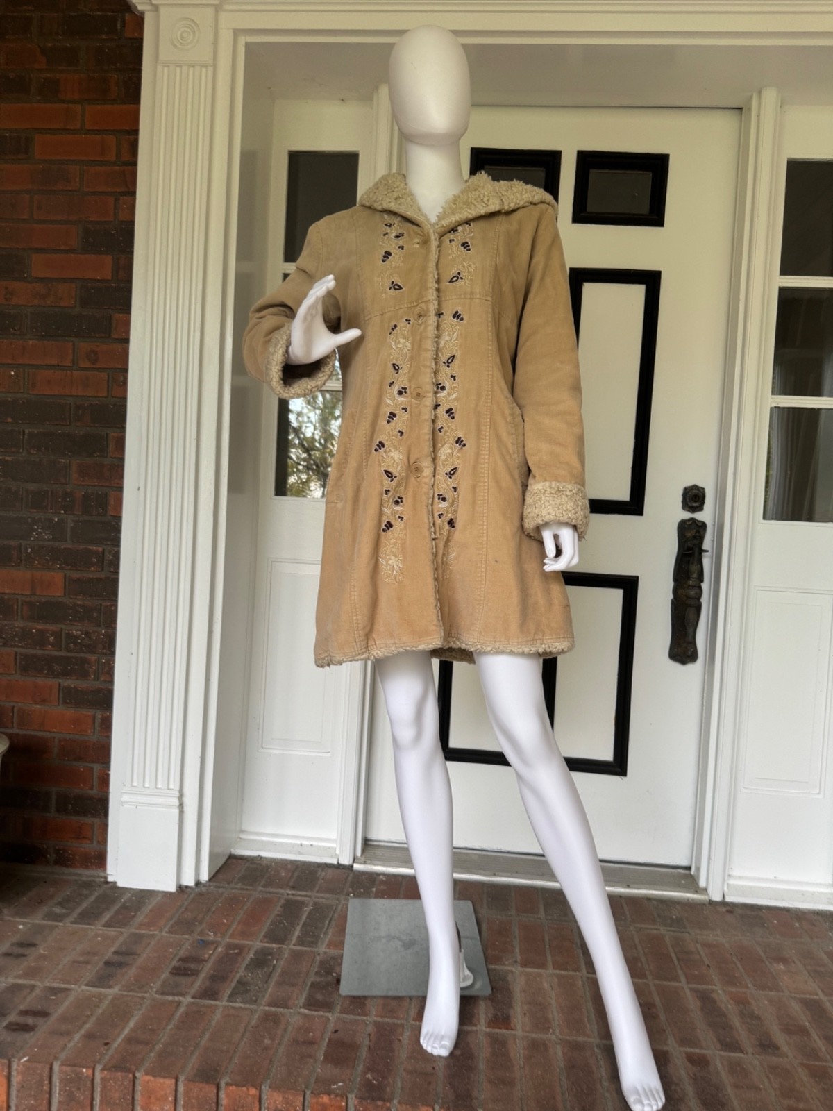 STATIC SIZE LARGE Cotton Beige Hooded Quilted Lining Button Up Embroidery