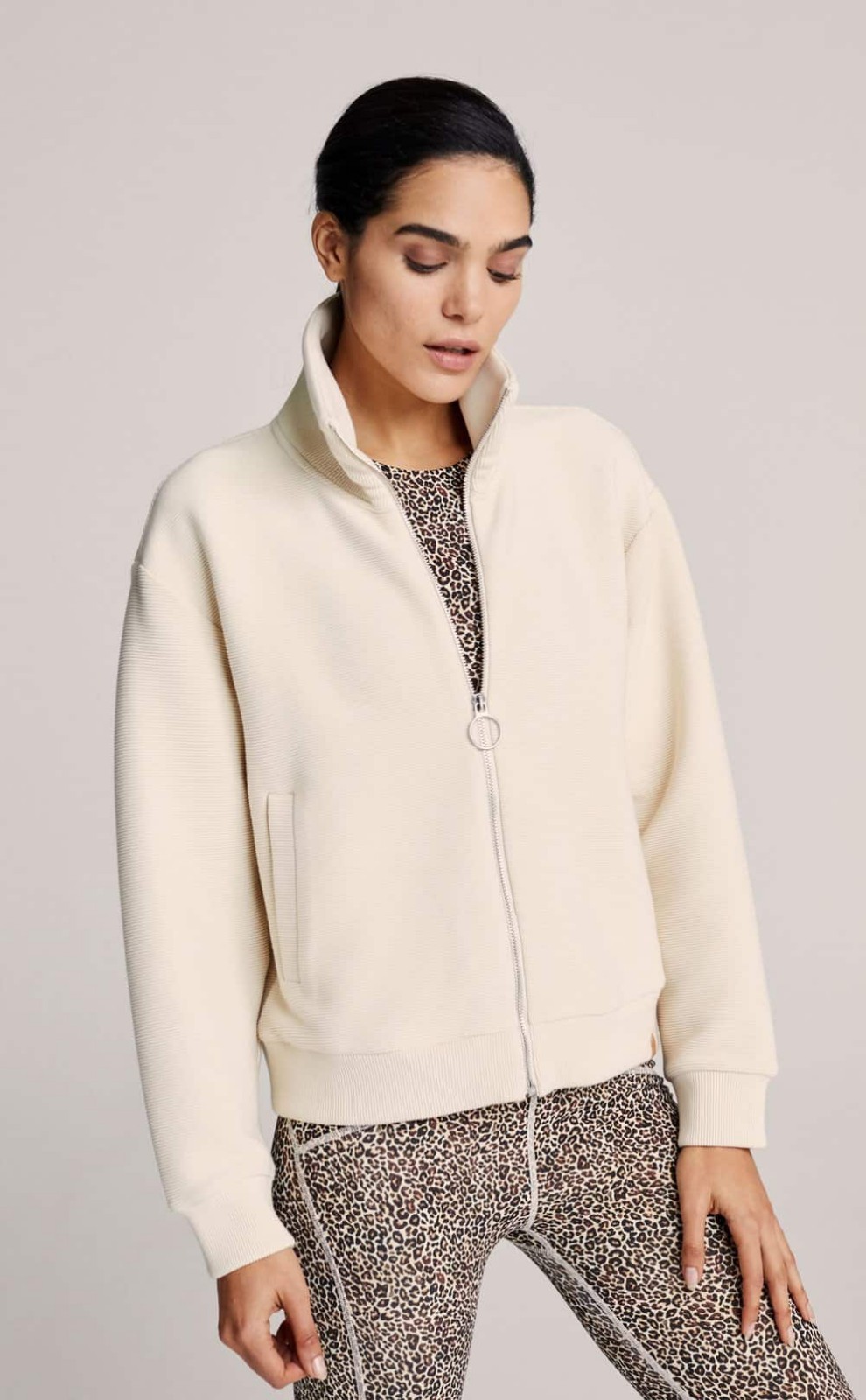 Varley Bloomwood Ribbed Mock Neck Zip Up Jacket in OaK Milk Size S