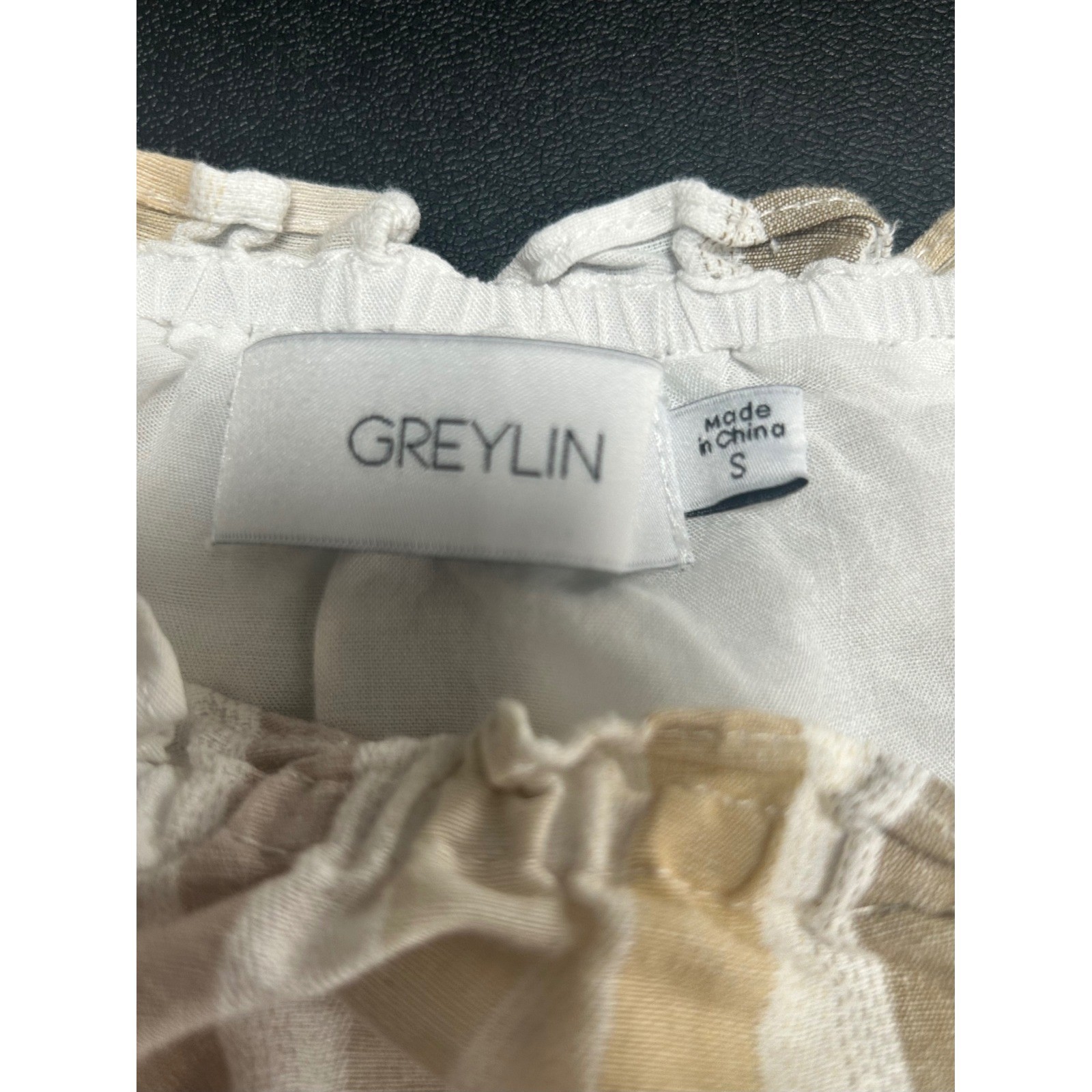 GREYLIN Striped Multi Flutter Sleeve Smocked Neck Top Women’s SMALL Summer