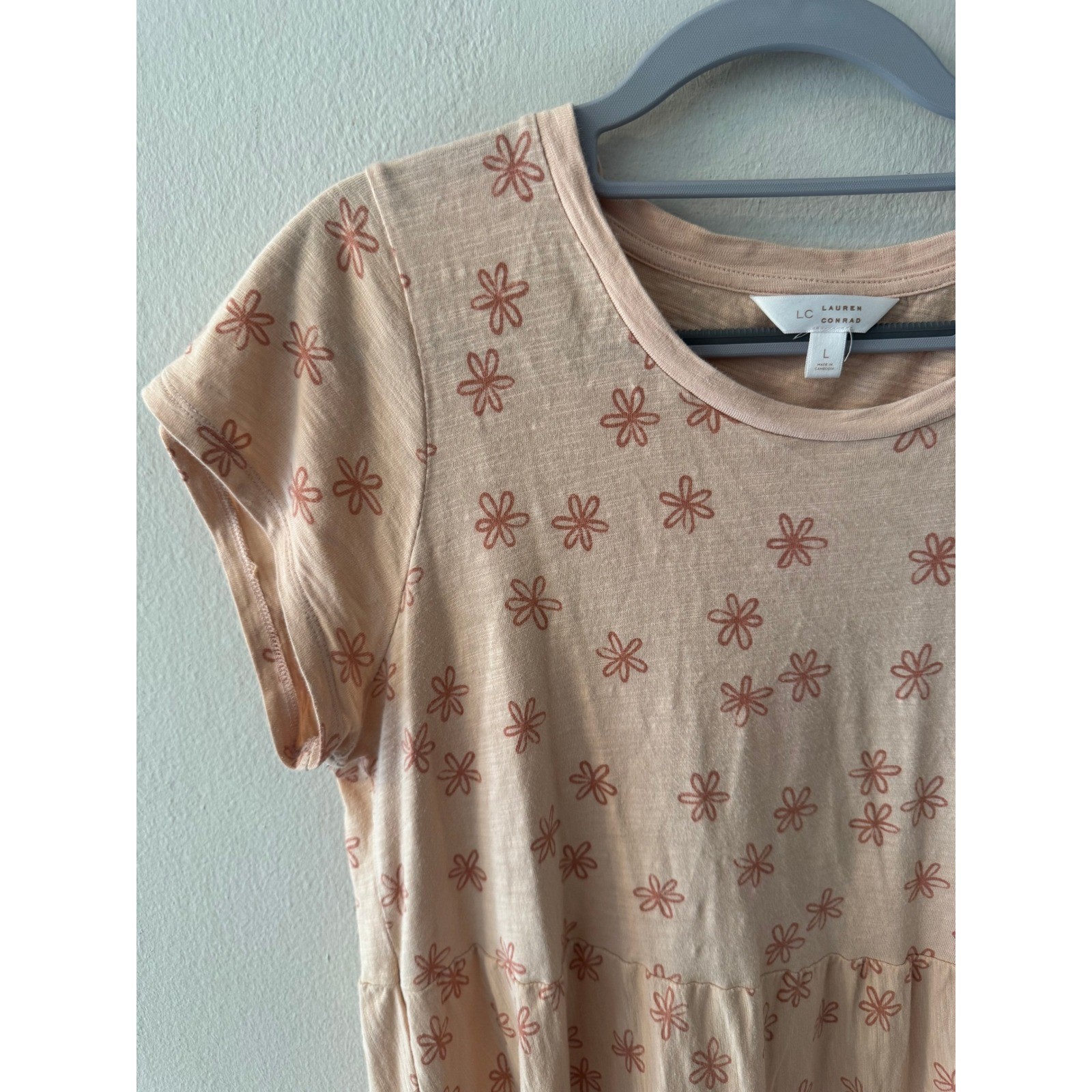 LC Lauren Conrad Peach Floral Tiered T-Shirt Dress Womens Large Short Sleeve