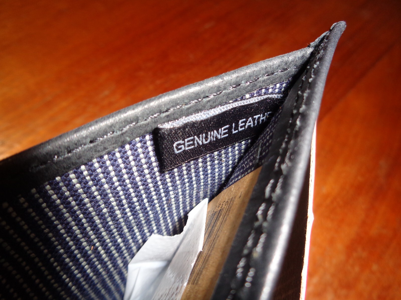 Levi’s Mens Genuine Leather Bifold Extra Capacity Wallet 9 Slots ID Window Black