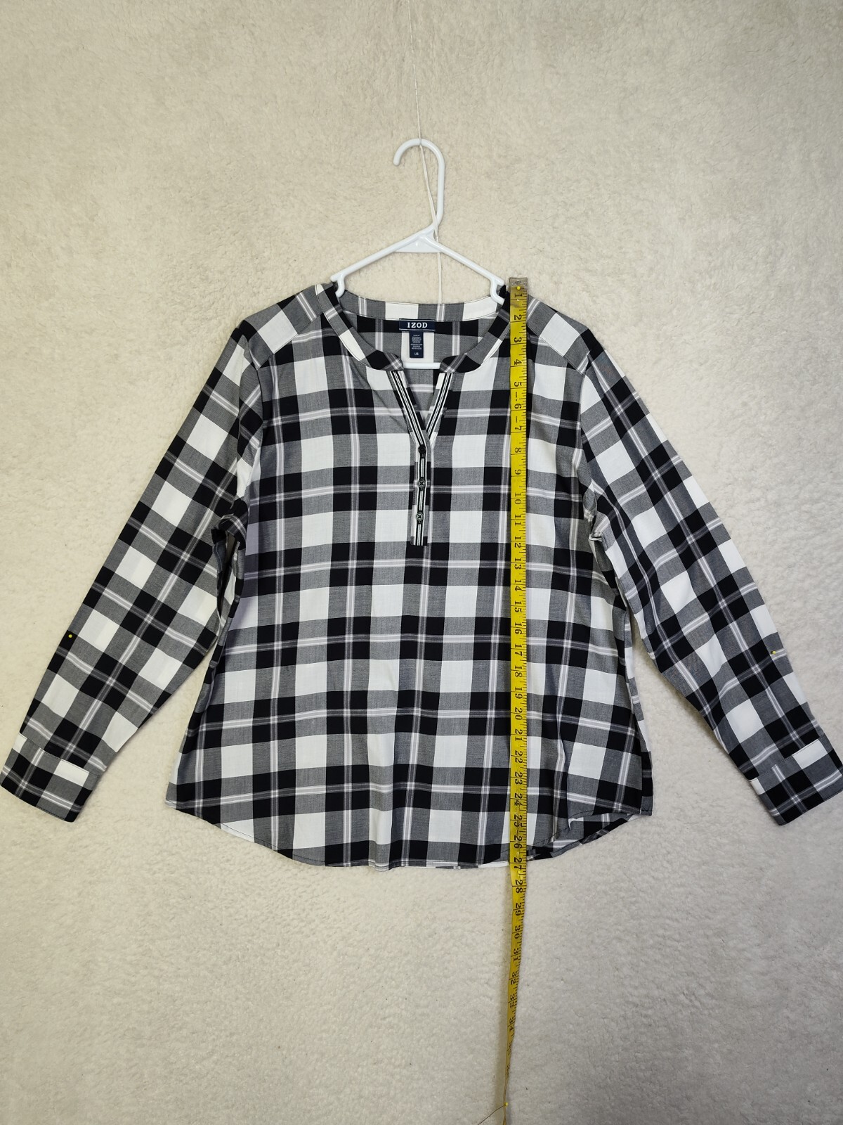 Izod Women Top Large Black Plaid Cotton Blend Long Sleeve Reguar Fit T-shirt