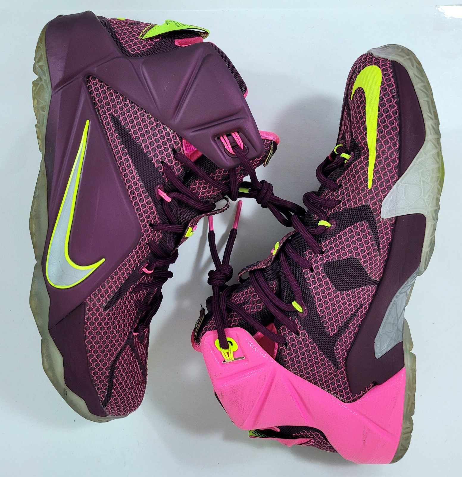 Size 9.5 – Nike LeBron 12 ‘Double Helix’