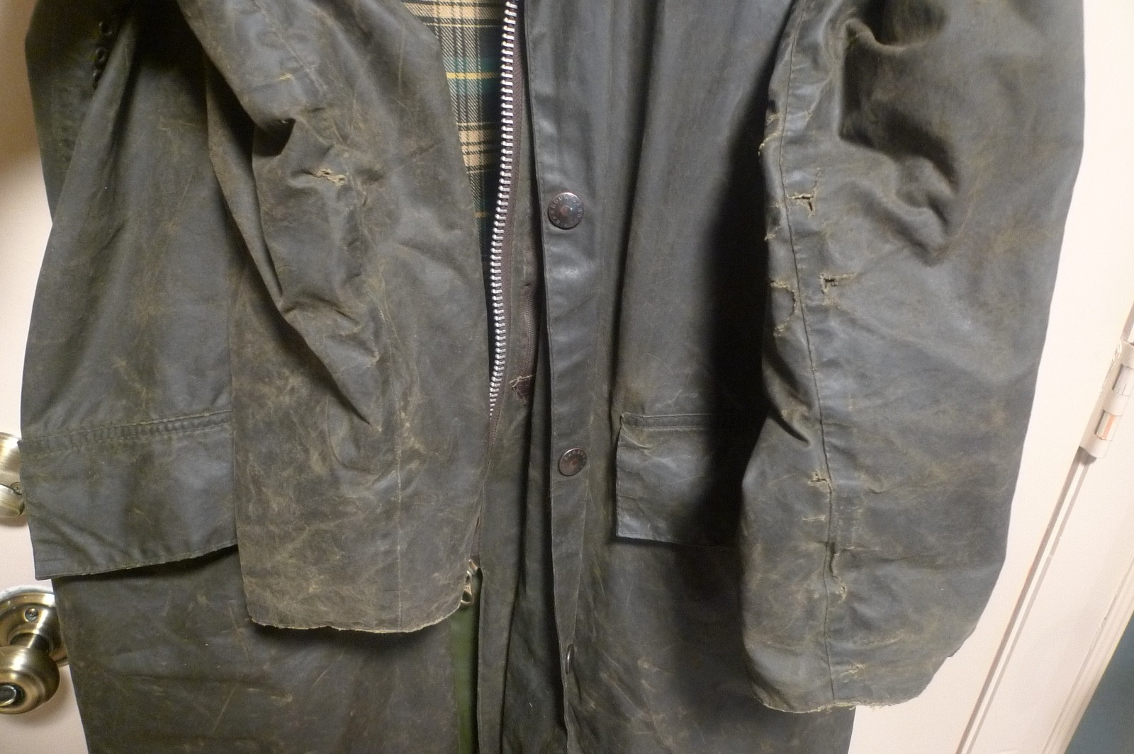 BARBOUR -A160 BURGHLEY WAX COTTON COAT – MADE@ UK – VINTAGE – SHABBY CHIC – 34