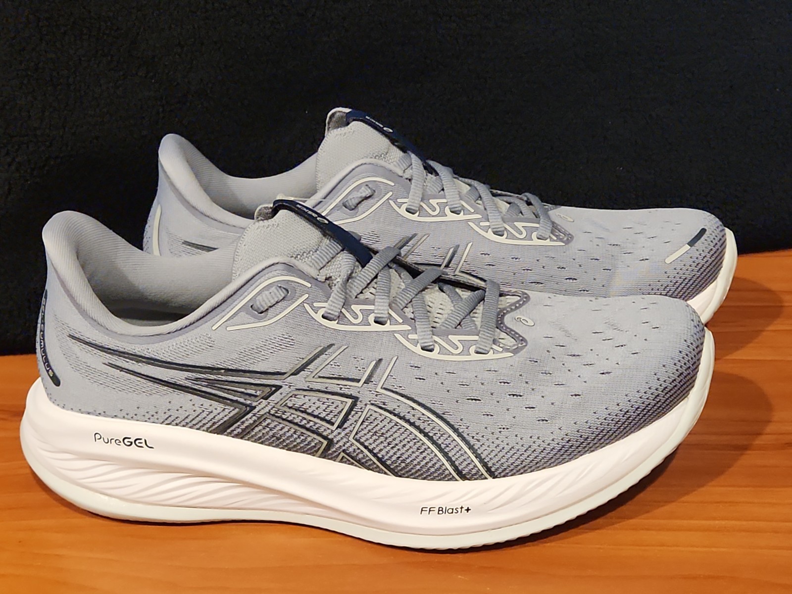 Size 10.5 – Asics Gel-Cumulus 26 Mens Shoes Sheet Rock/Concrete 1011B792