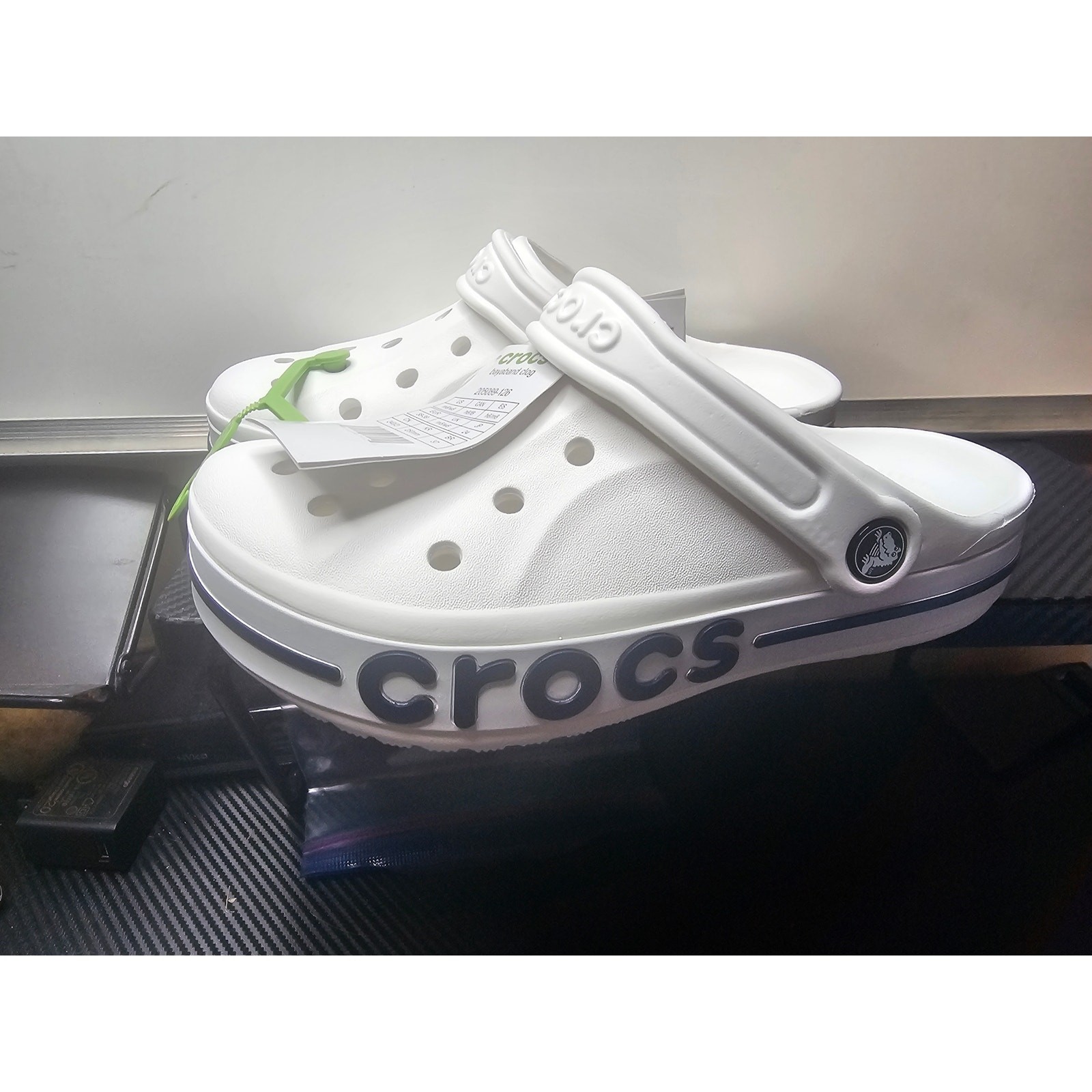 Crocs Bayaband Womens Slip-on Clogs Size 8 White Navy Water Friendly Lightweight