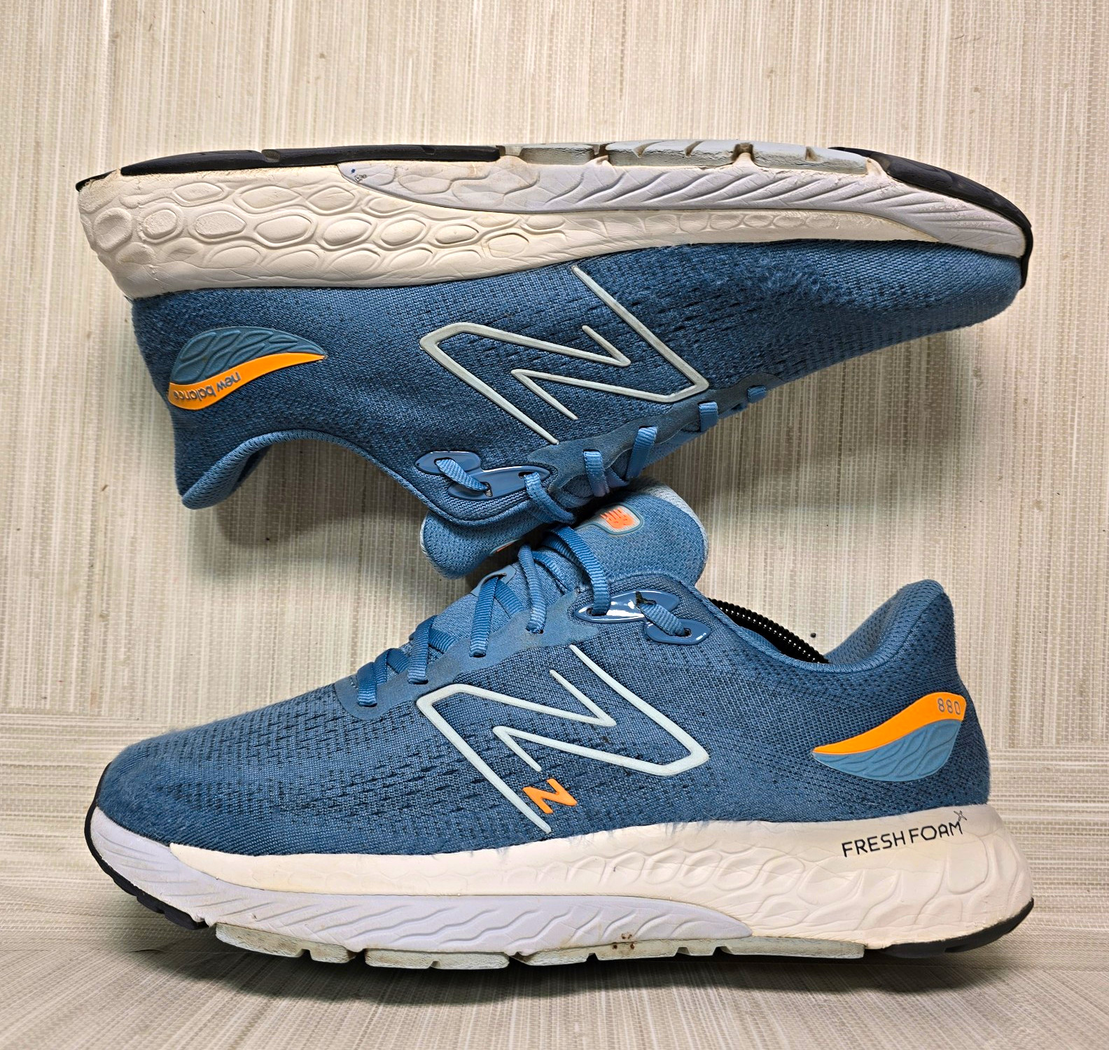 New Balance Fresh Foam 880 Men’s Lace-Up Low Top Sneakers Blue Mesh Rubber