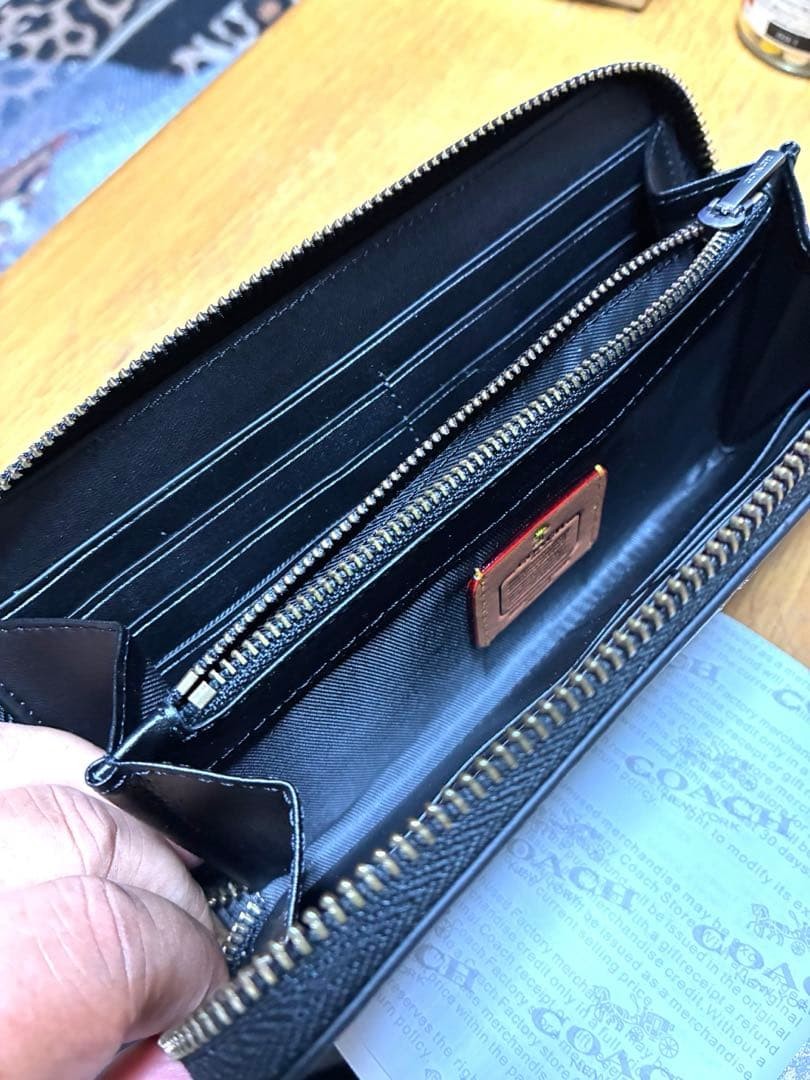 New and Unused COACH Disney Collaboration Snoopy Long Wallet Black