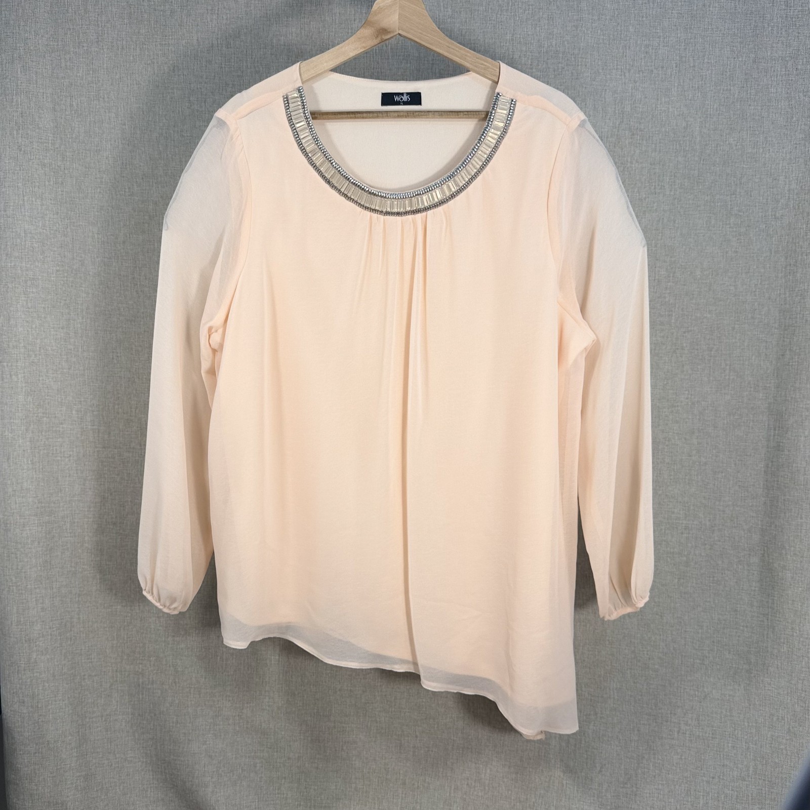 Wallis blush pink embellished occasion blouse Women’s size UK 20–22