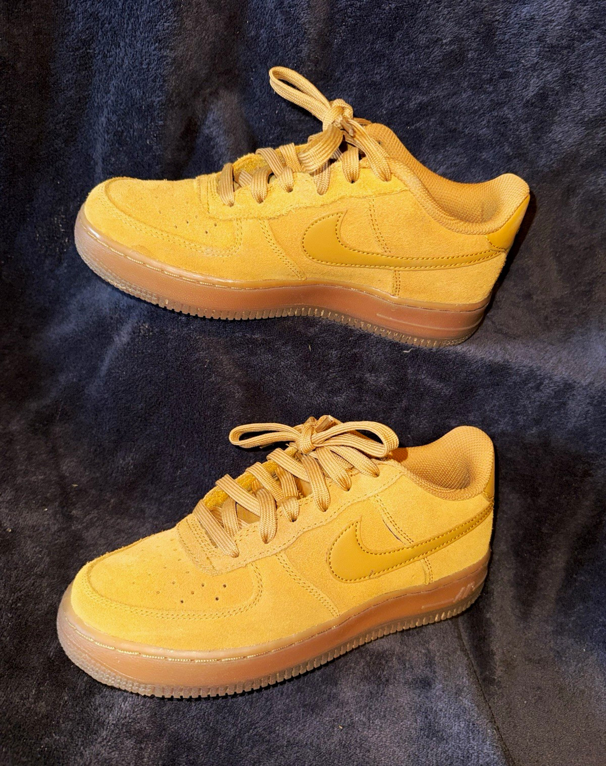 Nike Air Force 1 Low Beige Low Top Lace-Up Solid Casual Athletic Sneaker