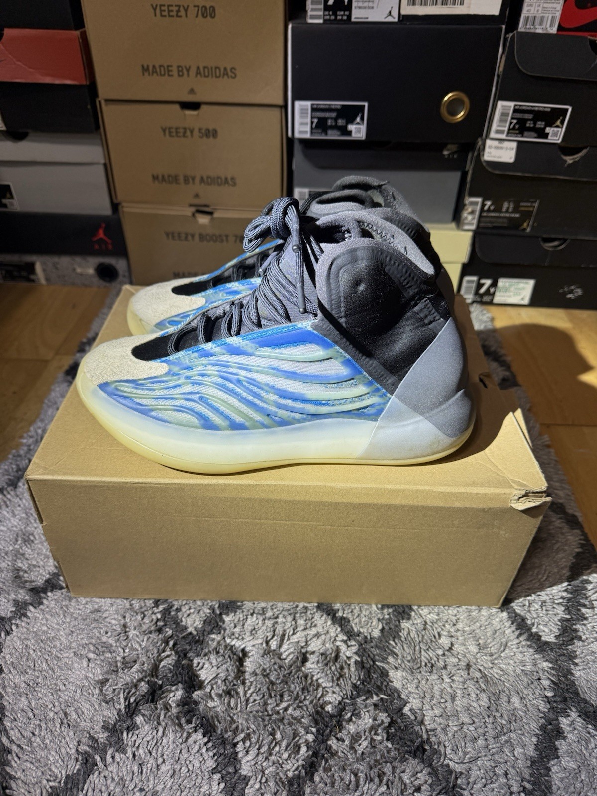 adidas Yeezy Quantum Boost Mid Top Men’s Sneaker Frozen Blue GZ8872