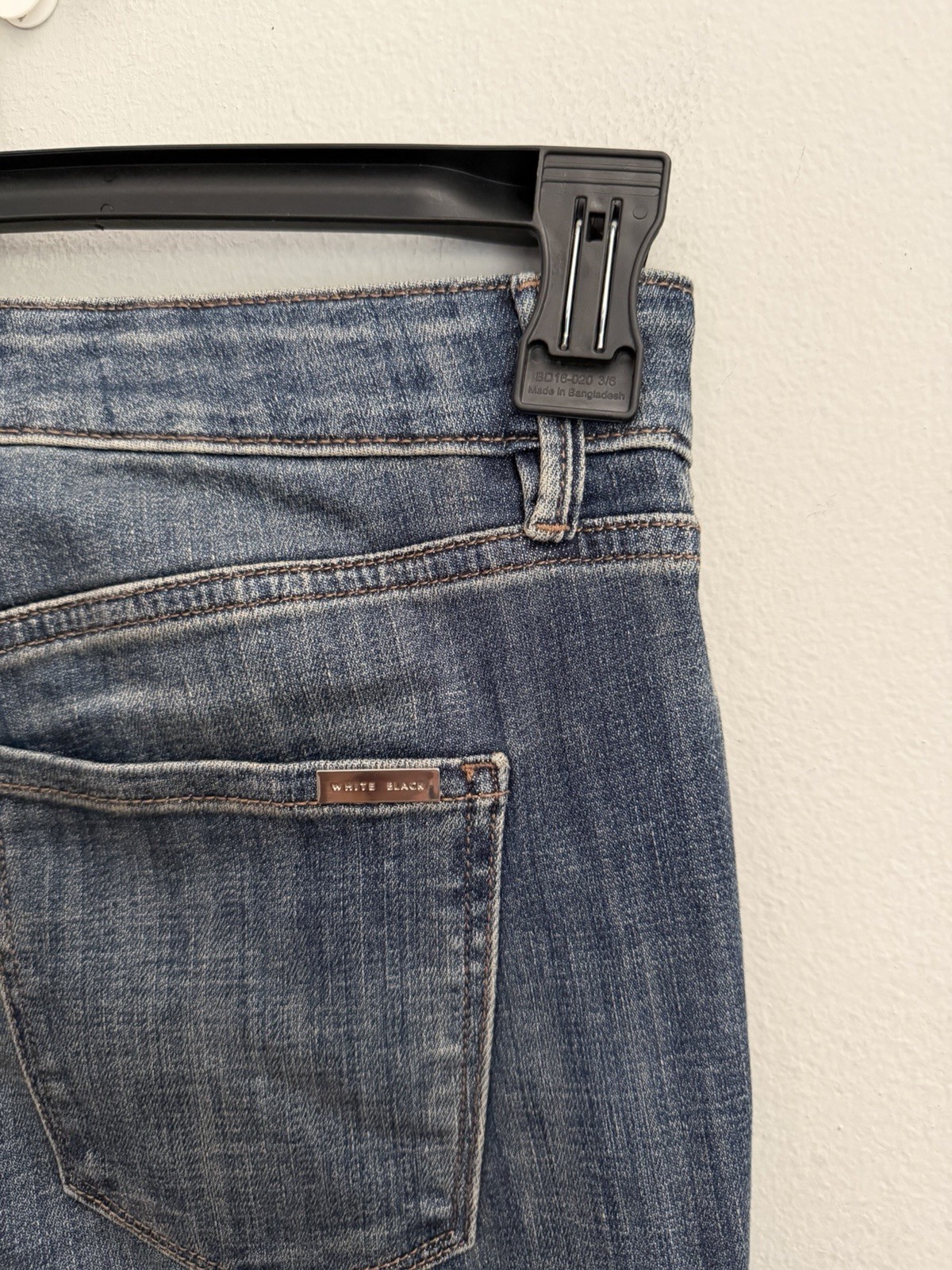 White House Black Market High Rise Embellished Skinny Flare Jeans Dark Blue 4S