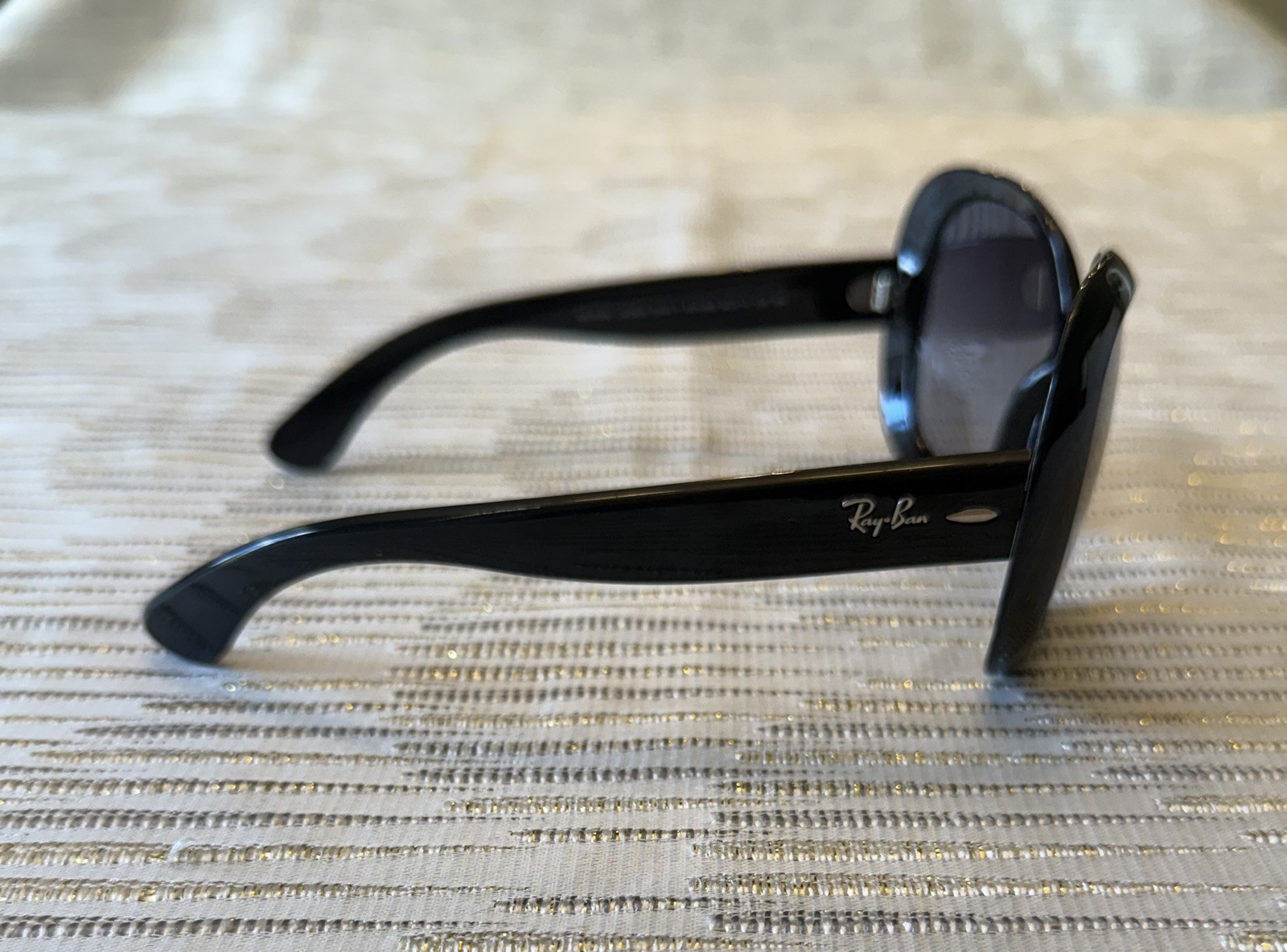 Ray Ban RB4098 Jackie Ohh II Black Gray Gradient Sunglasses 60-14-135