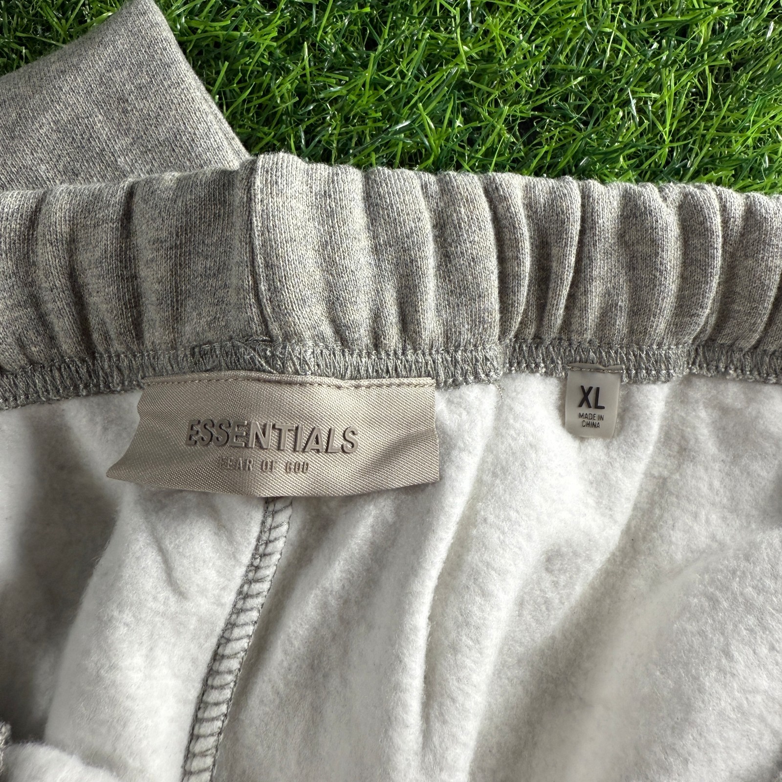 Fear of God Essentials Sweatpants Relaxed SS22 Dark Oatmeal Gray – (XS-XL)