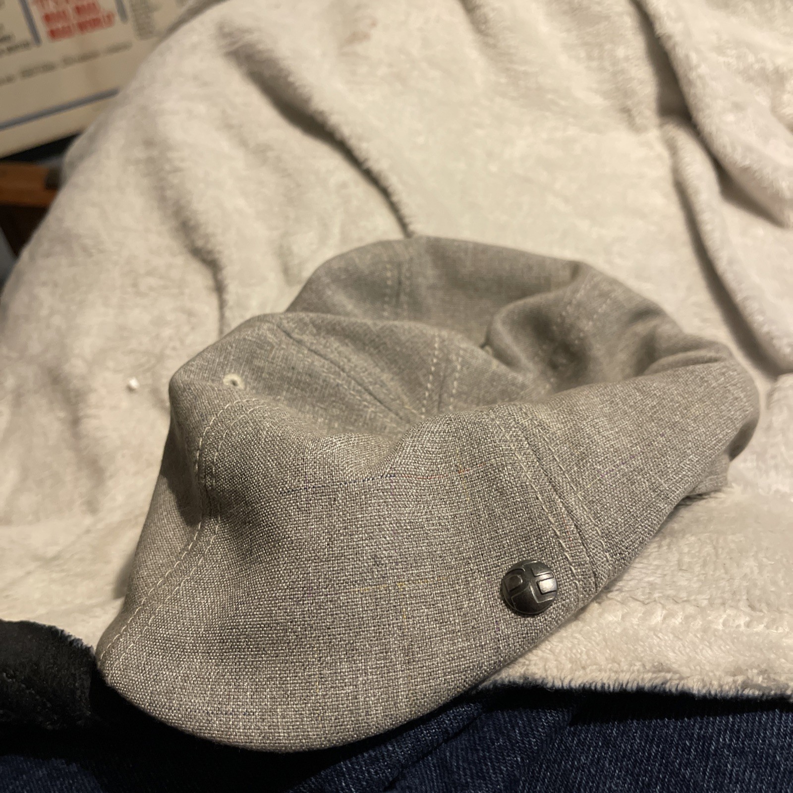 Perry Ellis Newsboy Style Hat Portfolio