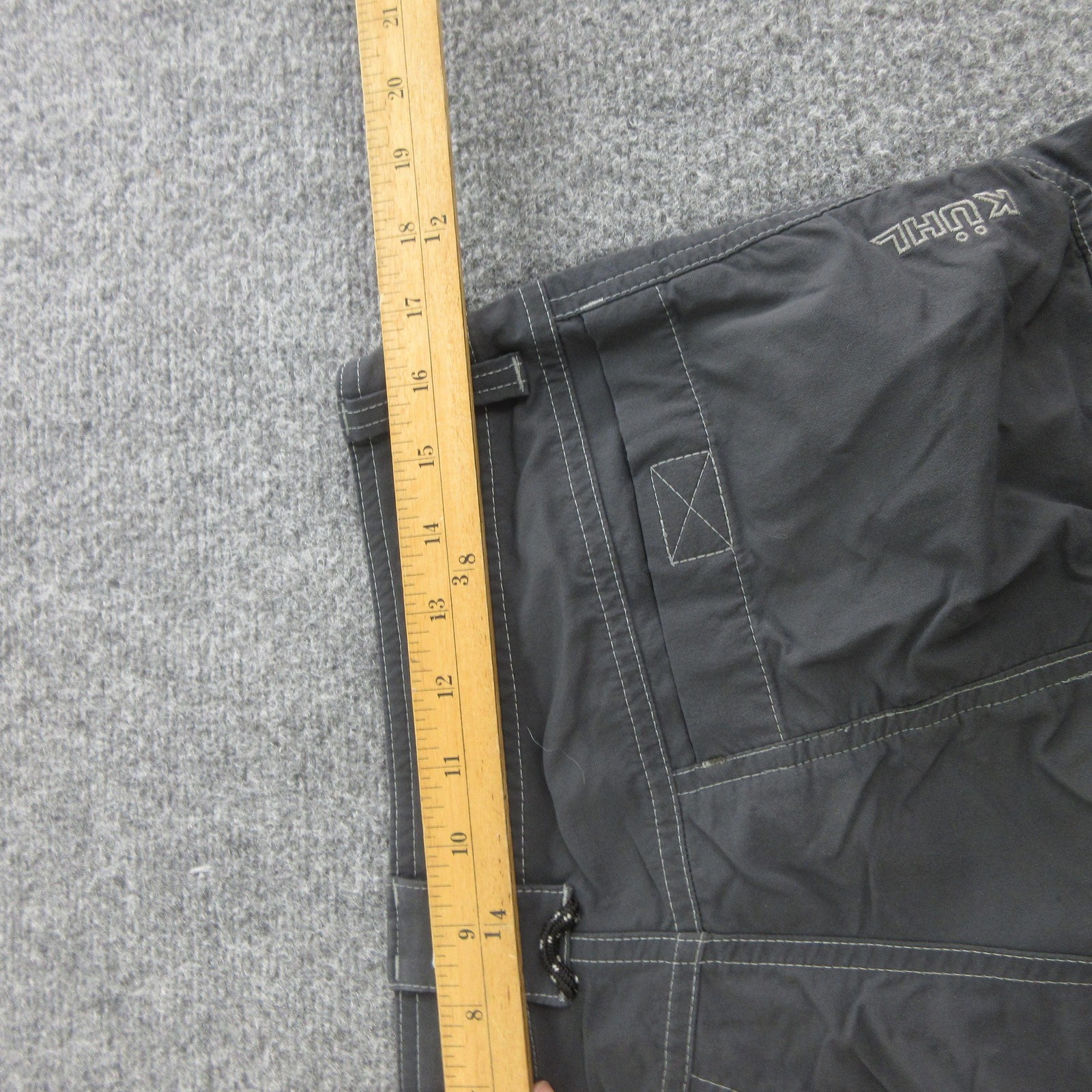 Kuhl Cargo Shorts Mens 33 Gray Microfiber Hiking Travel Pockets 12 Inseam