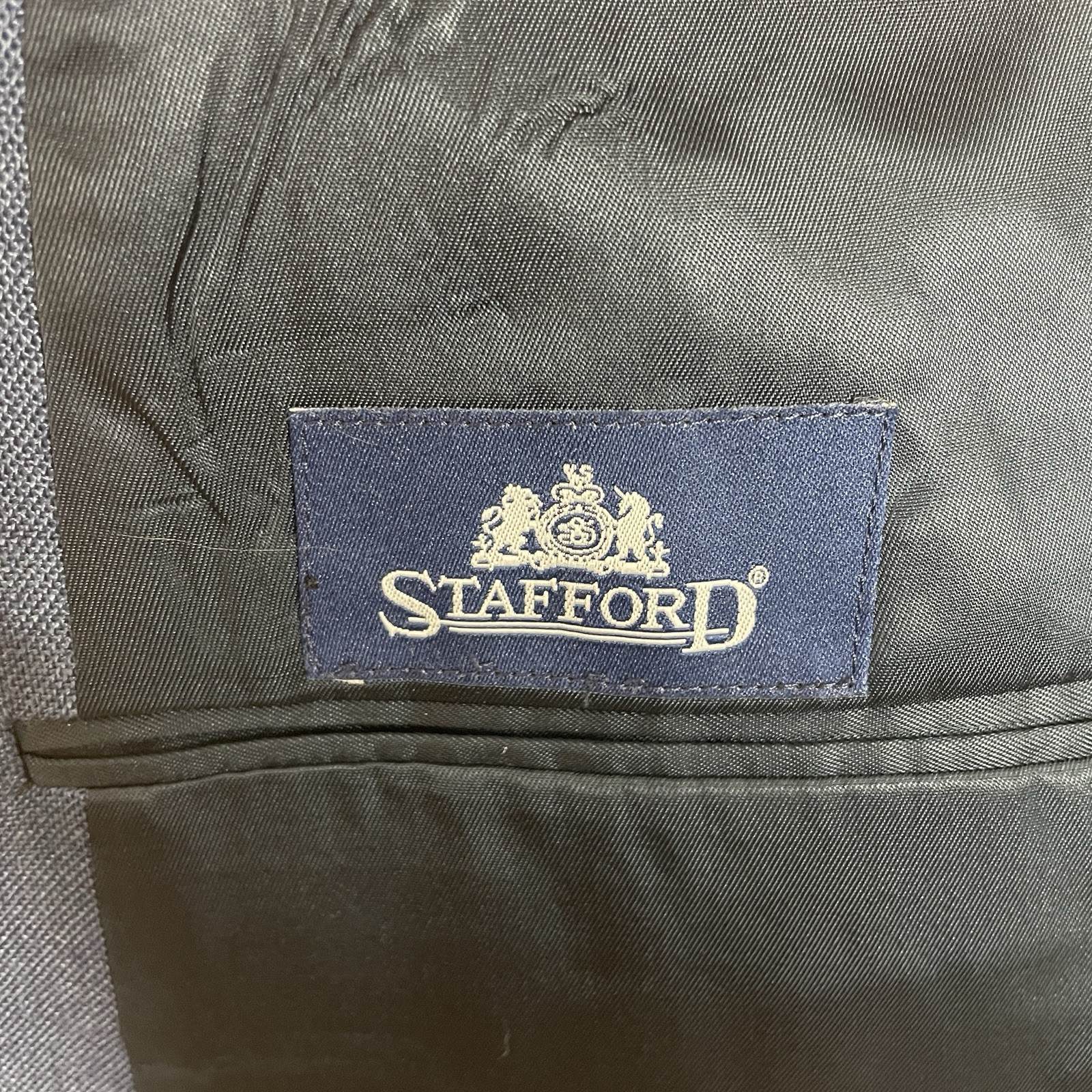 Stafford Blazer Jacket Mens 46R Blue Solid Polyester Worsted Wool Gold Buttons