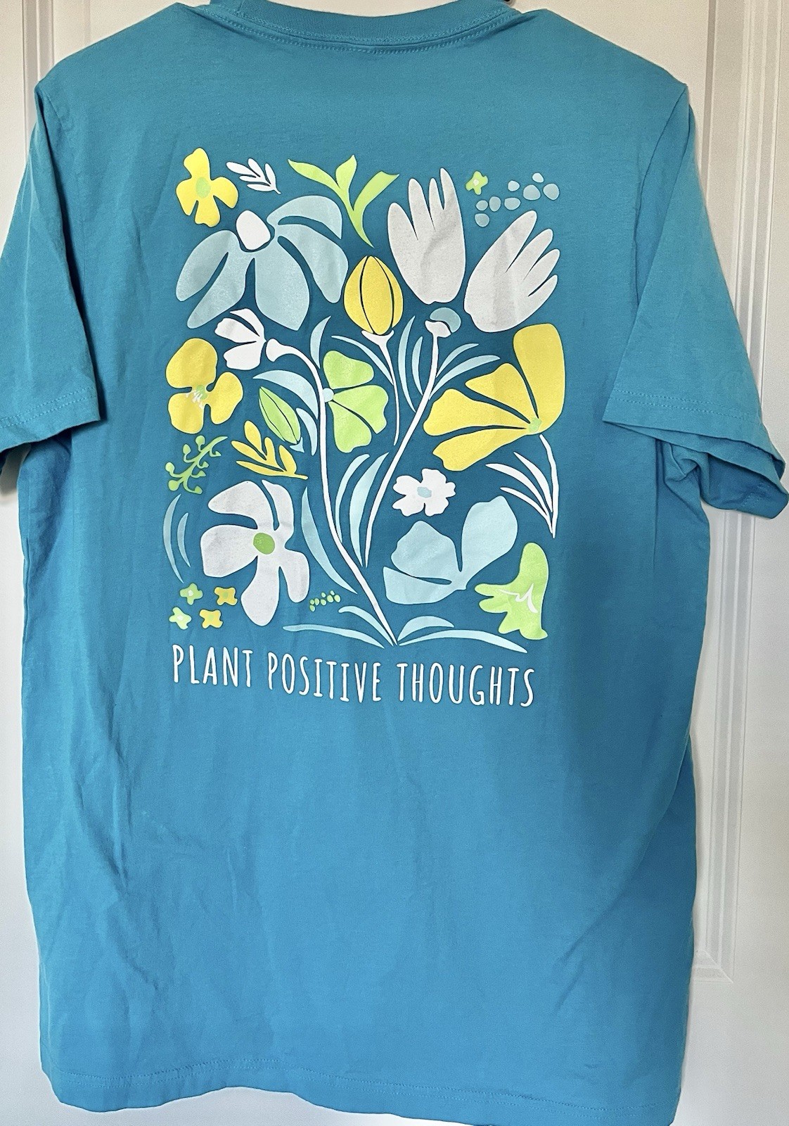Kaiser Permanente Large Shirt NWOT