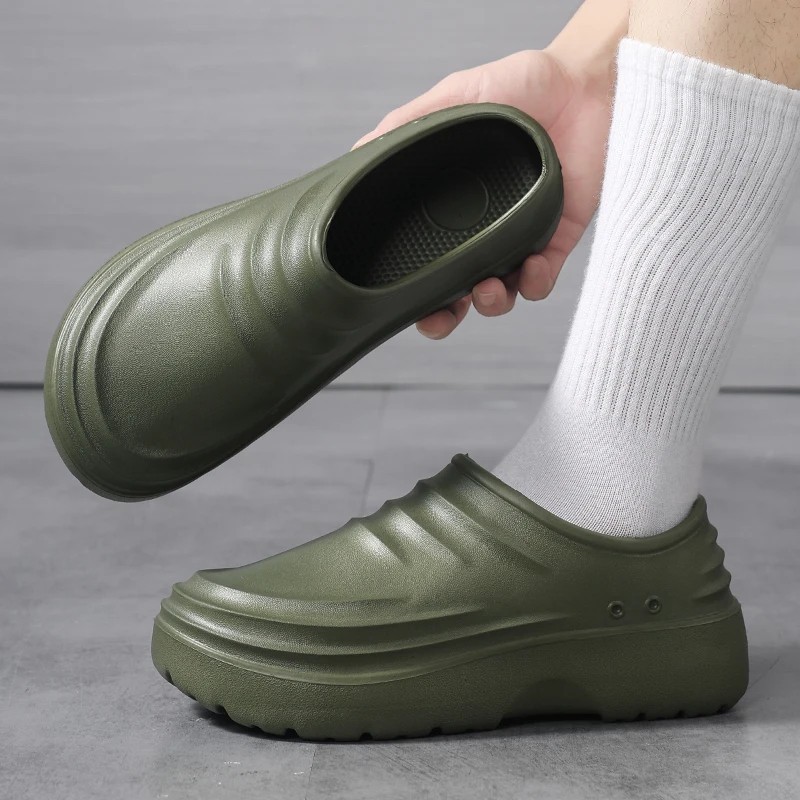 Share Men’s Chef Work Shoes Non Slip Oil Resistant Kitchen Clogs Waterproof Brea