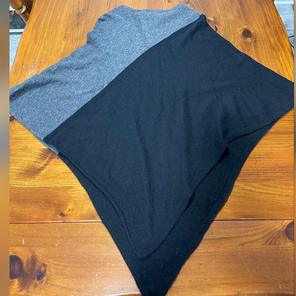 Celeste 90% Wool 10% Cashmere Black Grey Color Block Poncho Sweater Wrap OSFM