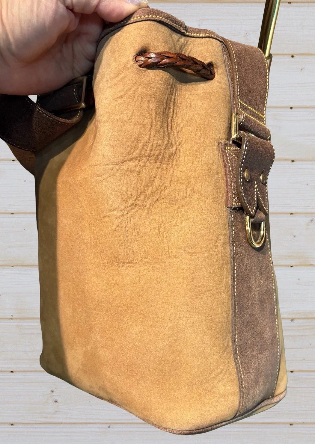 Dooney Bourke Vintage Saddle Tan Brown Bucket Drawstring Sac Bag Nubuck Leather