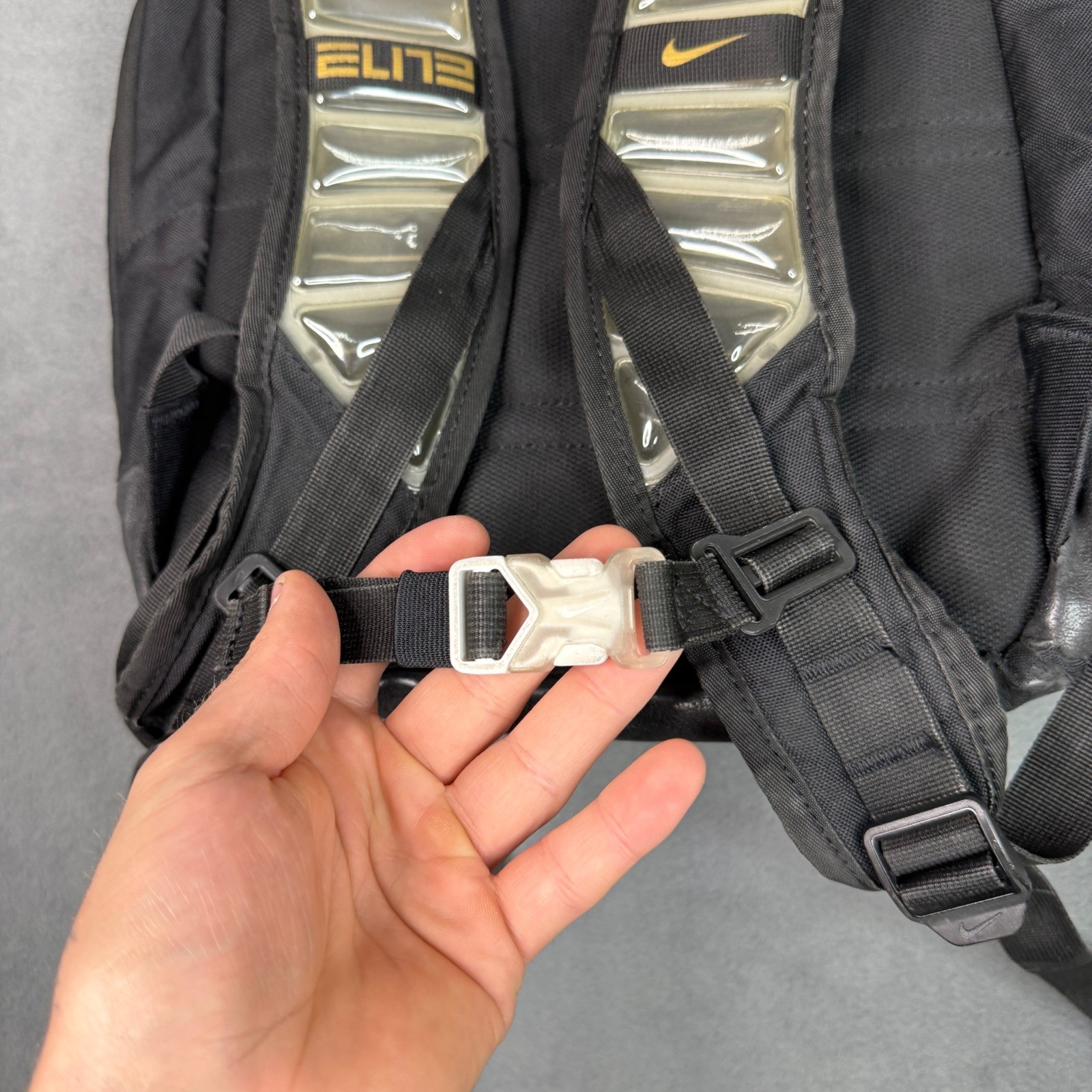Nike Hoops Elite Pro Basketball Backpack Black Gold BA5555-013 Mens Bag