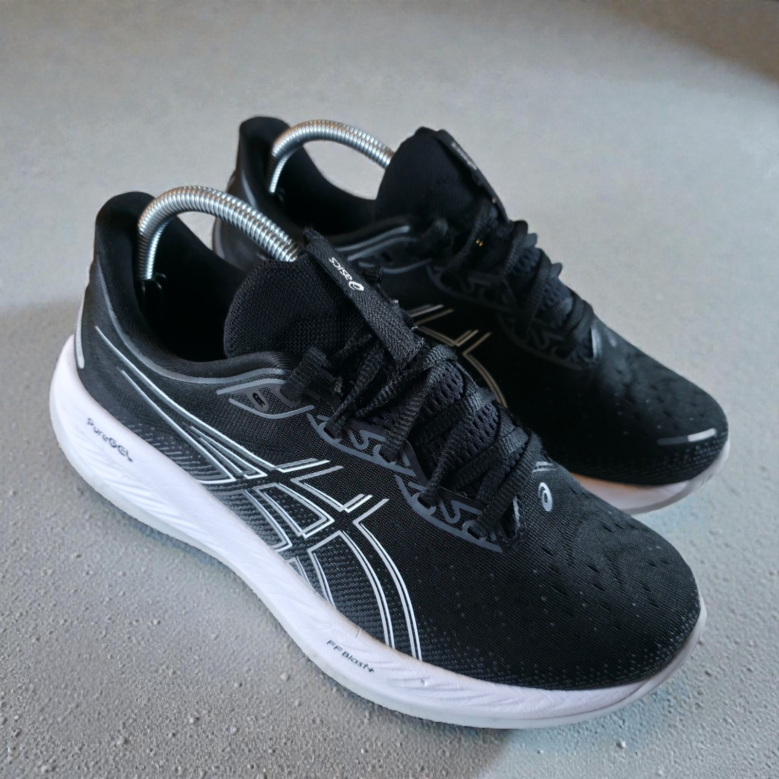 Asics Gel-Cumulus 26 Womens 10 / Mens 8.5 Black White Running Shoes Sneakers