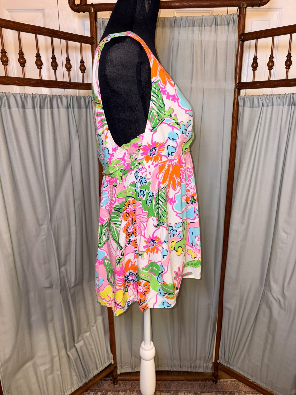 Lilly Pulitzer Sleeveless Floral Tunic Top Large Pink Blue Tropical Rayon