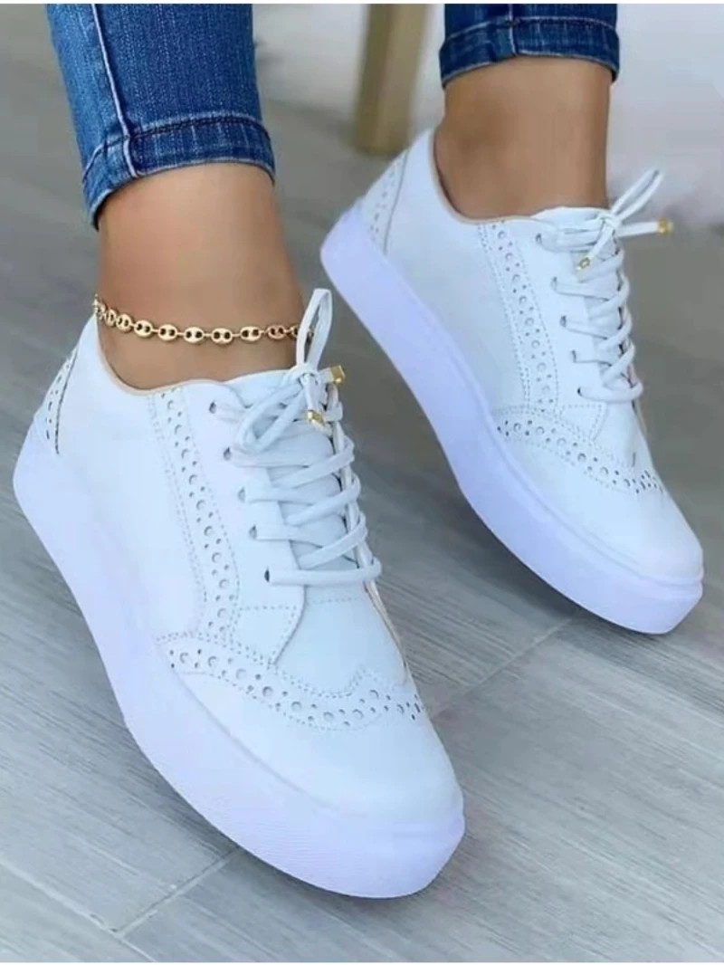 2025 New Sneakers Women Flat Casual Sneaker Spring Fashion Versatile Lace Up