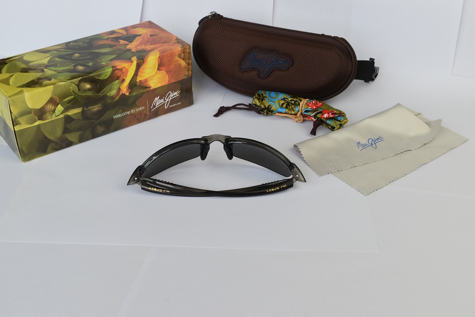 Maui Jim Sunglasses B407-11 Ho’okipa Grey Frame / Blue Hawaii Polarized Lenses