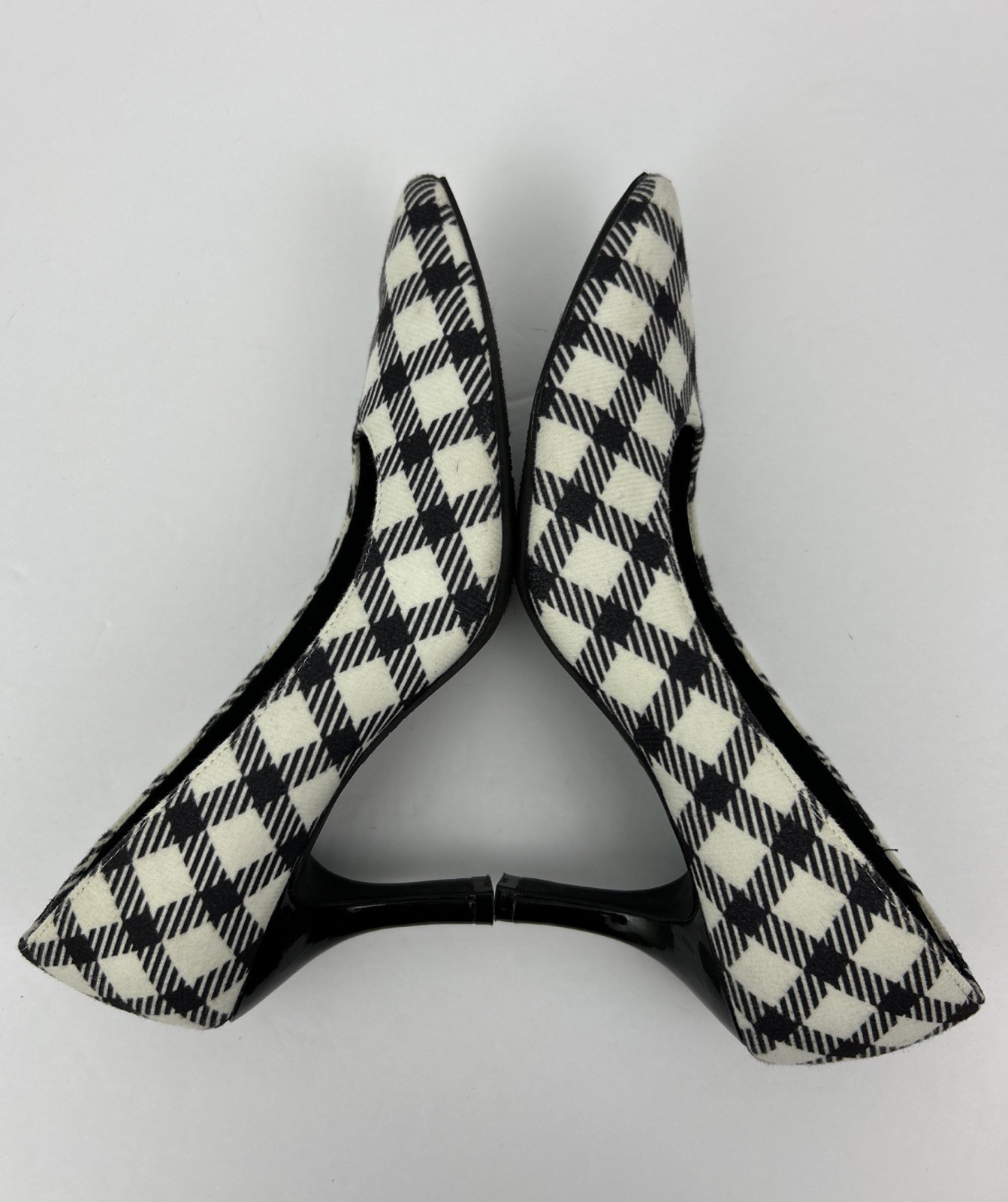 Comfort Plus Predictions Women’s Black & White Pumps Size 8 Wide