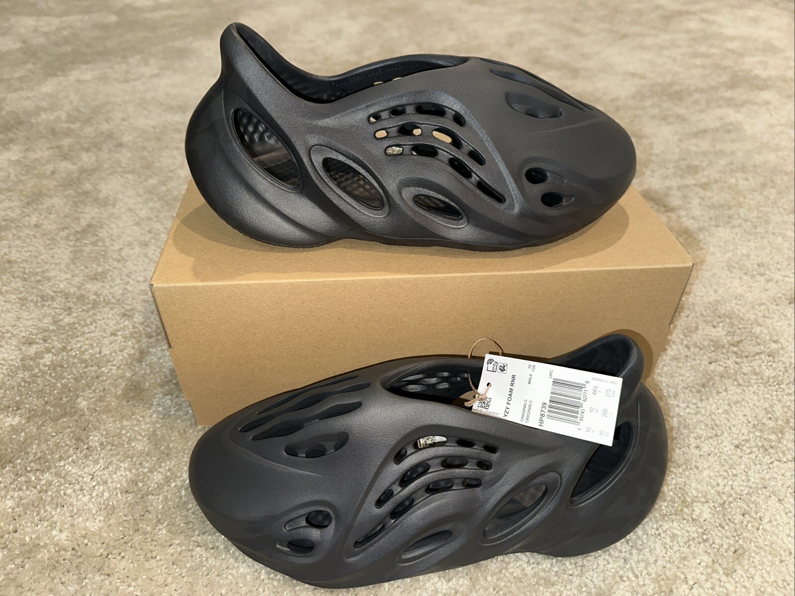 adidas Yeezy Foam RNR Onyx – Size 10