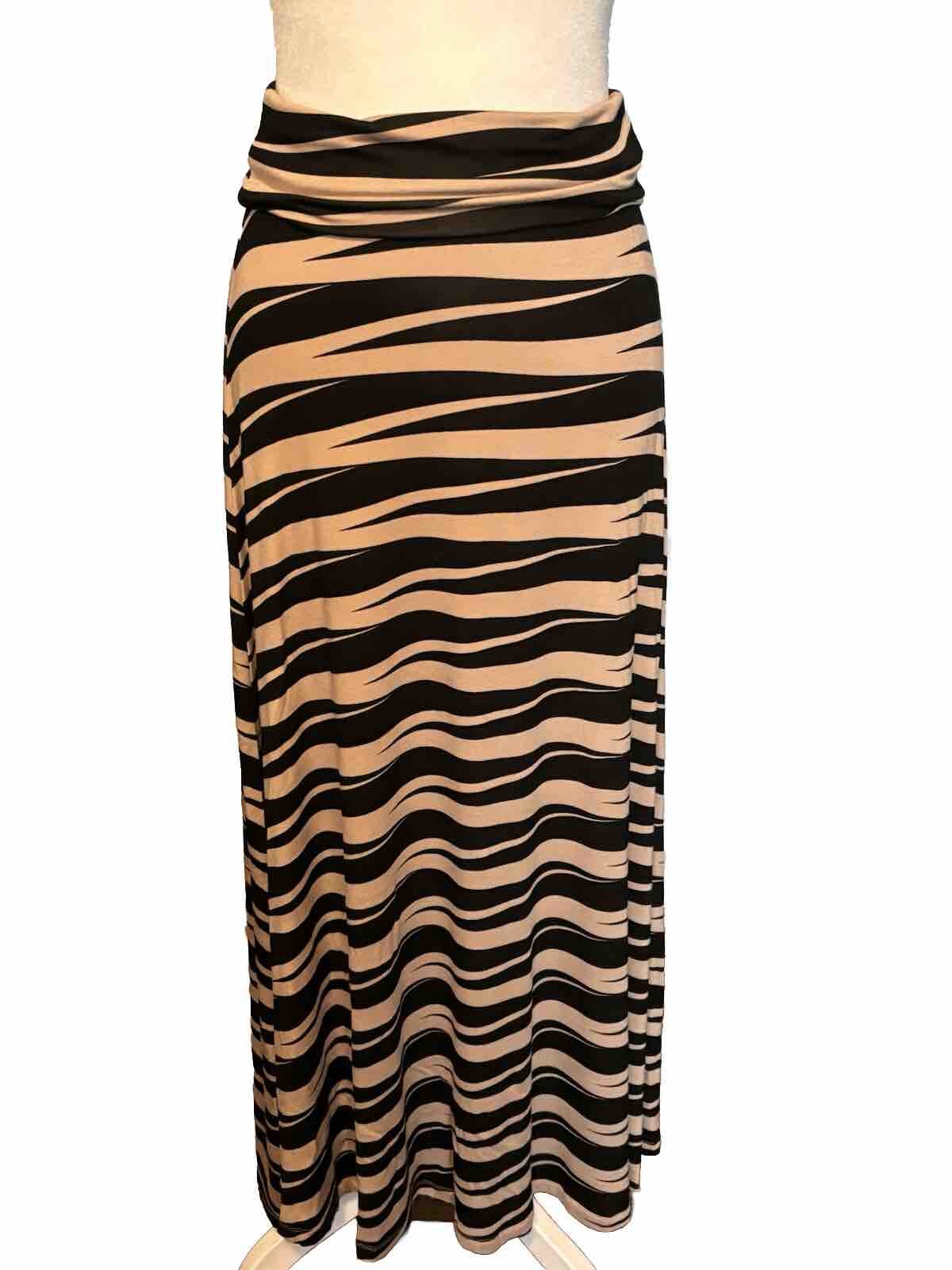 NEIMAN MARCUS MAXI SKIRT 95% Viscose 5% Spandex. Sz Small