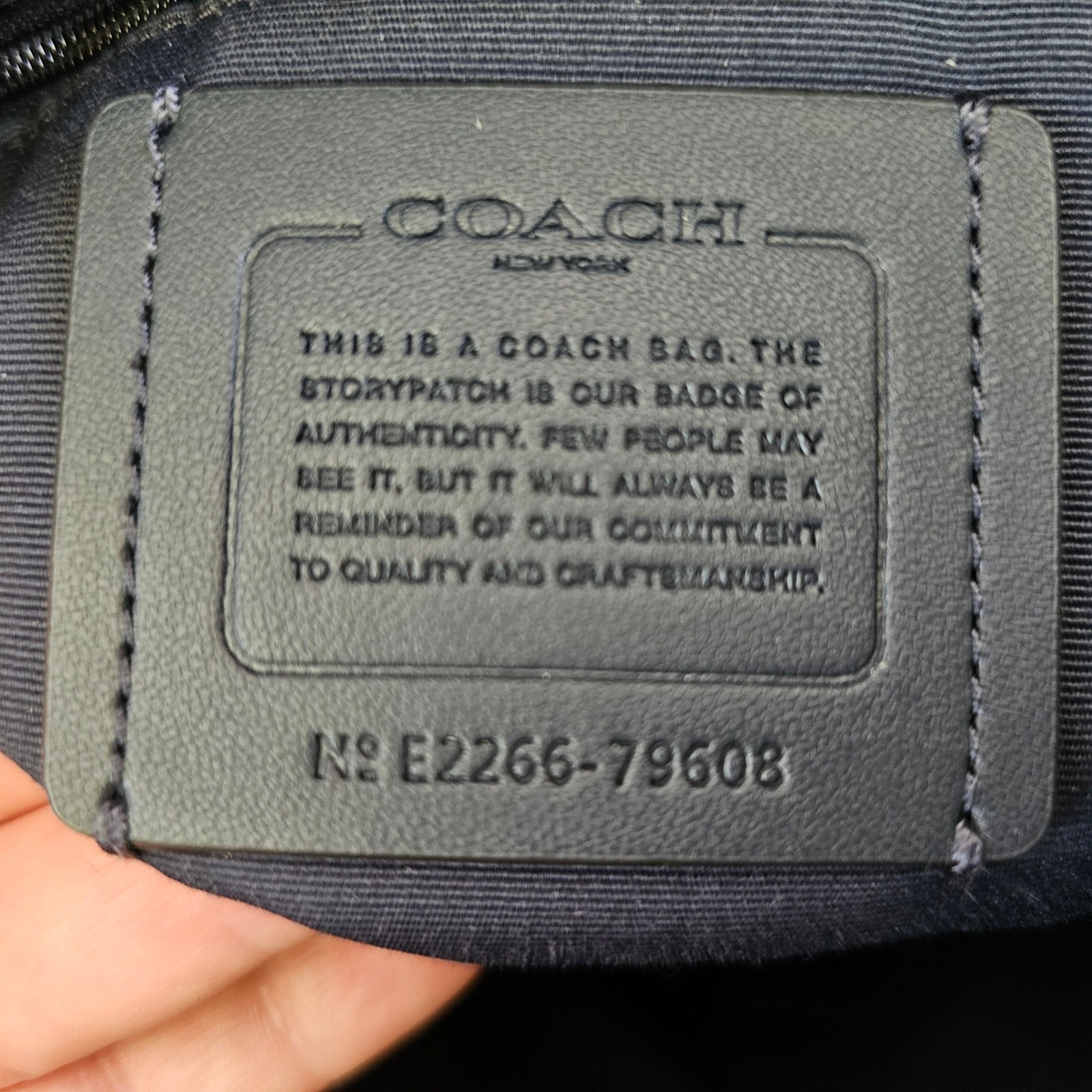 Coach Gallery Tote Blue Cross grain Leather Shoulder Bag Purse F79608