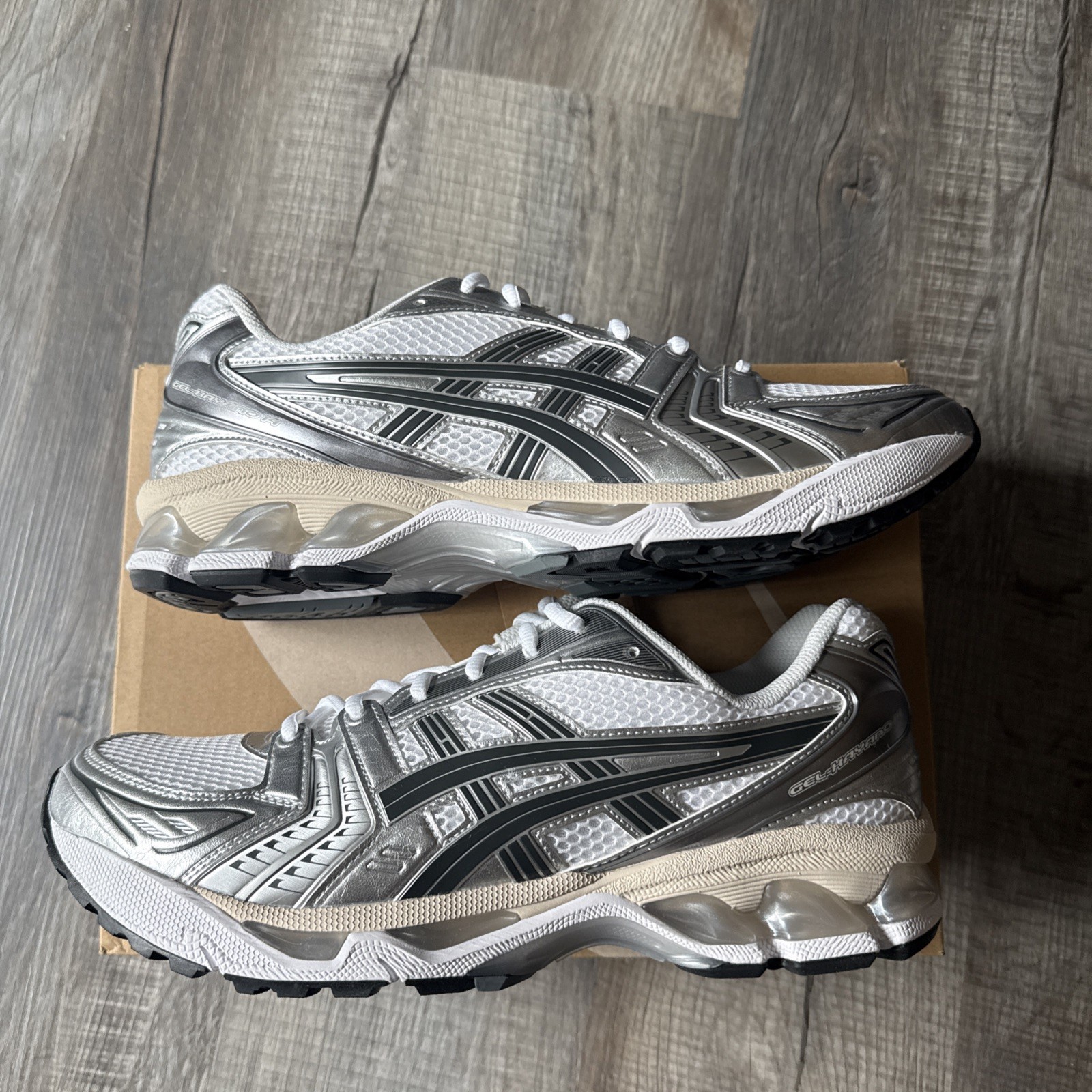 ASICS Gel-Kayano White Graphite Grey Size 11,5 Men’s