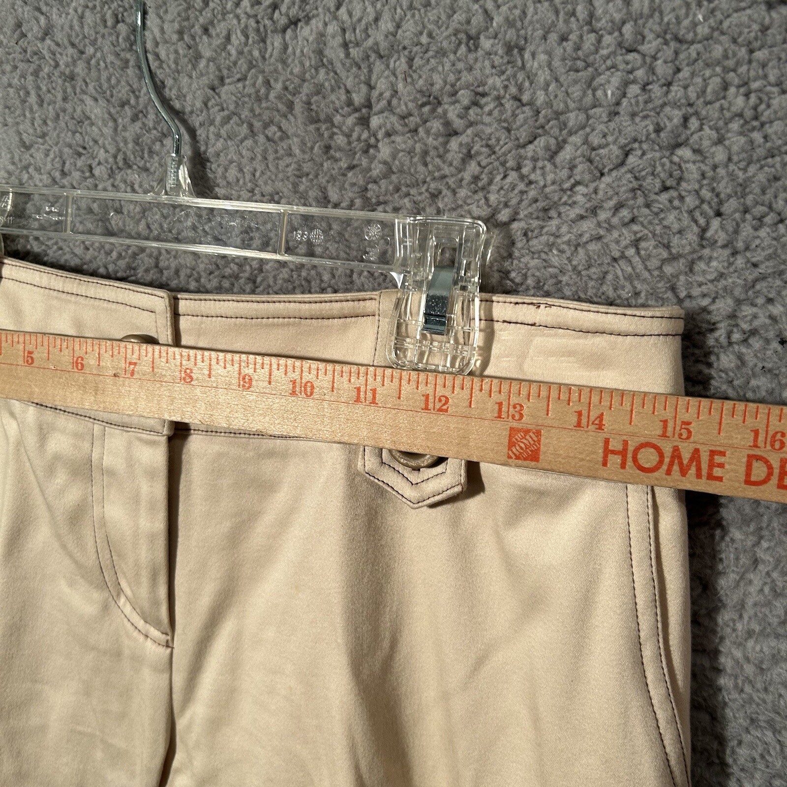 Button Strap Flat Front Chino Shorts Women’s M Beige