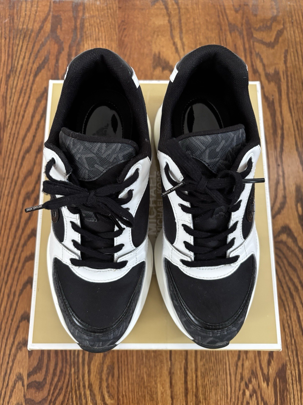 MICHAEL KORS Zuma Trainer Sneakers Empire Signature Logo & Mesh Trainer Size 7M