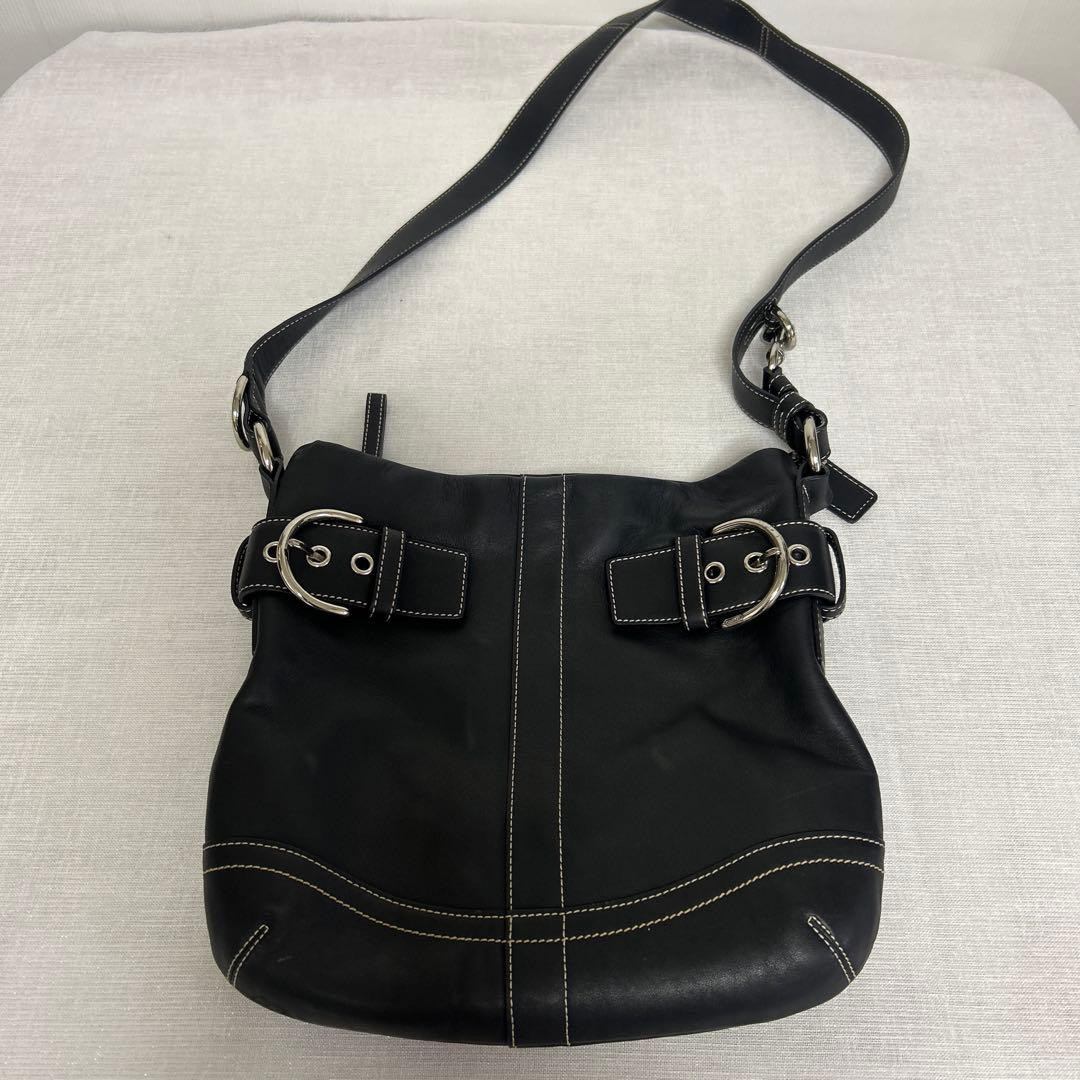 Coach Black Leather Shoulder Bag 10.6 inch Damaged Metal Zippers