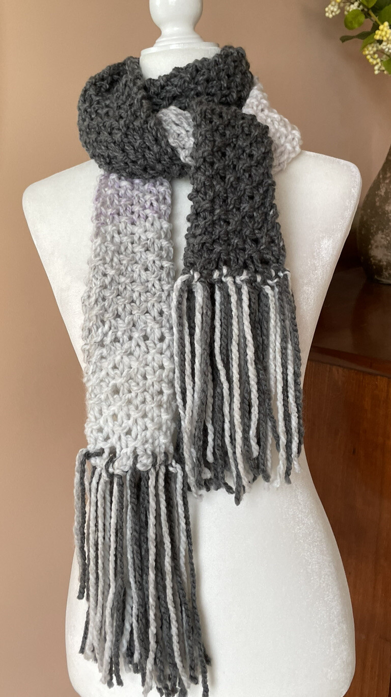One of a Kind Acrylic Wool Blend Hand Knit Fringed Winlar Scarf NEW