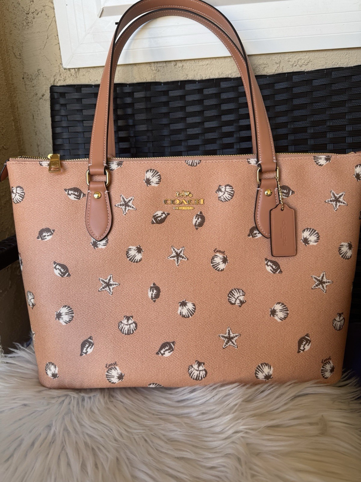 Coach Gallery Tote Bag With Shell Print In Canvas/Coral/Sunrise CBM12 NWT