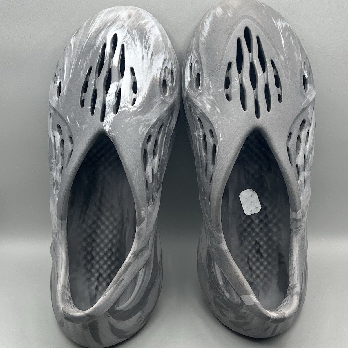 Adidas YZY Foam Runner Granite Grey Slip On Slippers – Men’s Size 12 USED Yeezy