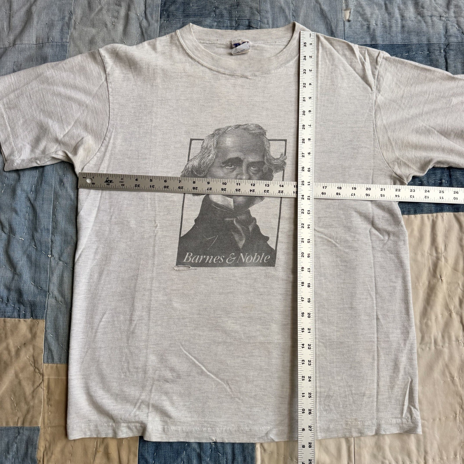 Vintage Nathaniel Hawthorne Barnes & Noble MV Sport Single Stitch 90s Size XL