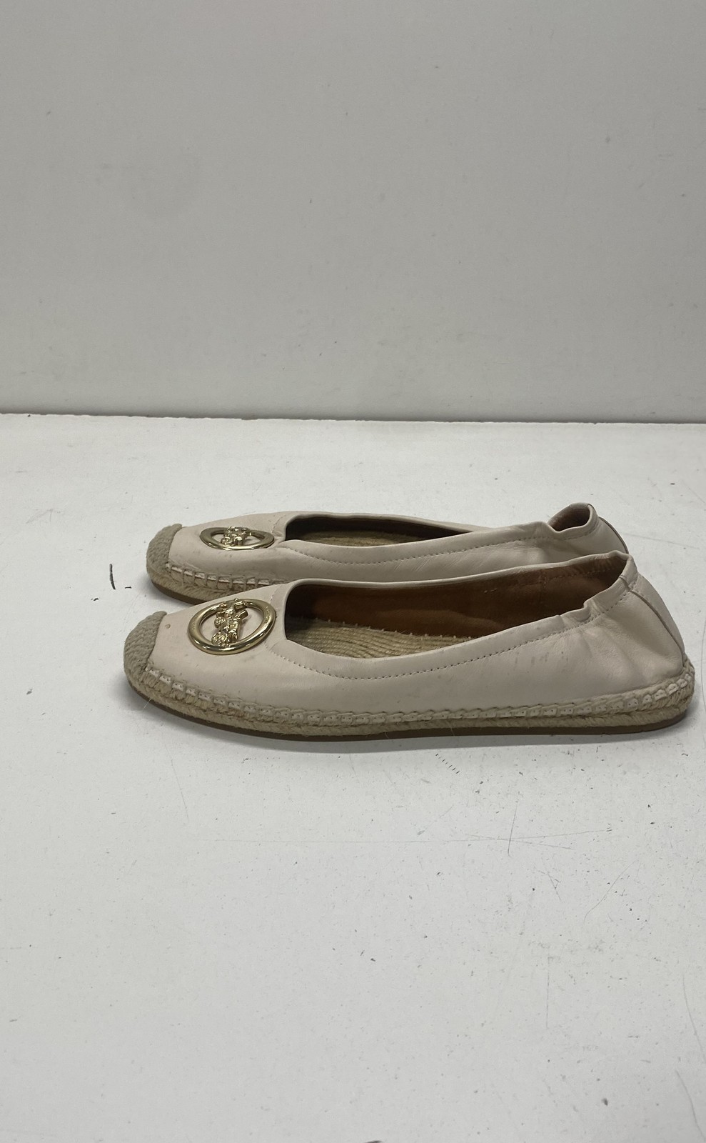 Coach Carissa Cream Leather Horse and Carriage Espadrille Flats Women’s Size 7.5