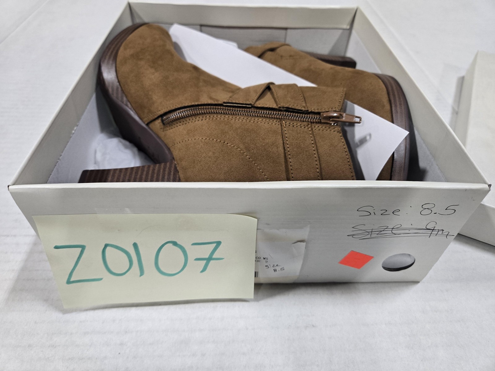 Style & Co Boots Womens Size 8.5 Brown Ankle Booties Side Zip Faux Suede Buckle